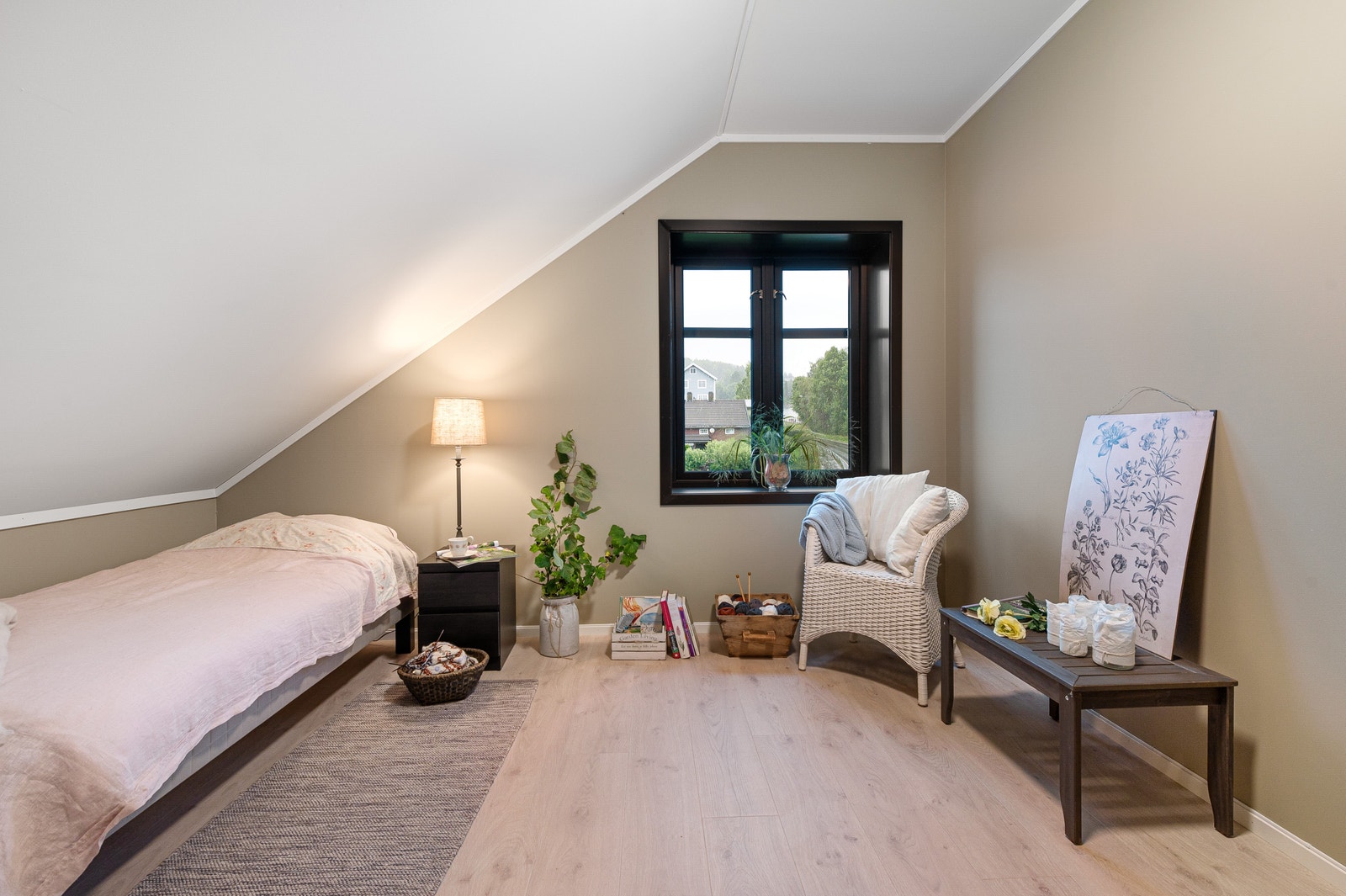 H0301. Tilsvarende H0302 Galleribilde