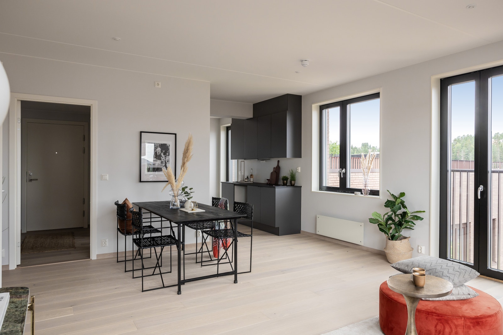 Delvis separat kjøkkenløsning Galleribilde