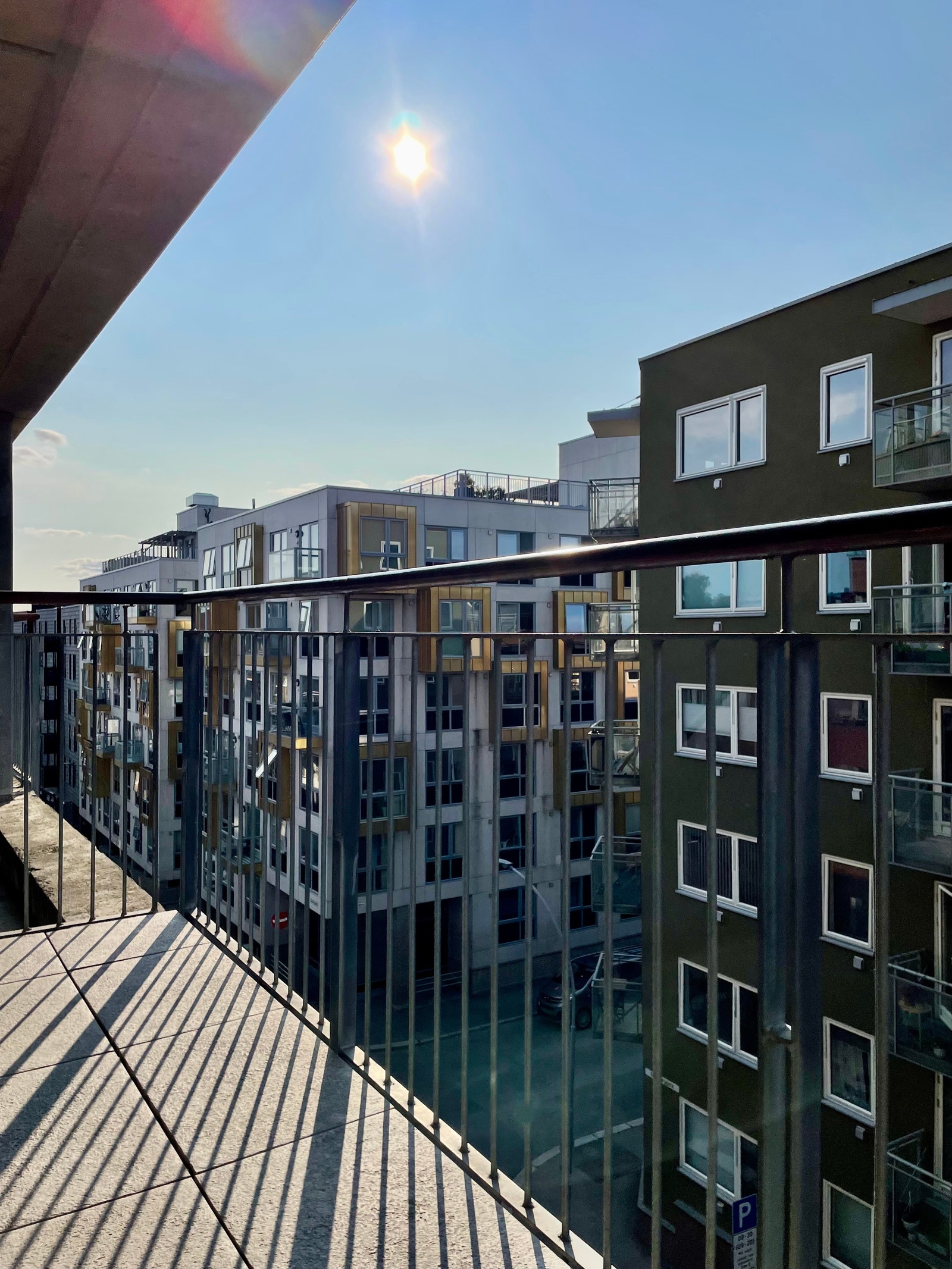 Kl 17 den 16. august Galleribilde