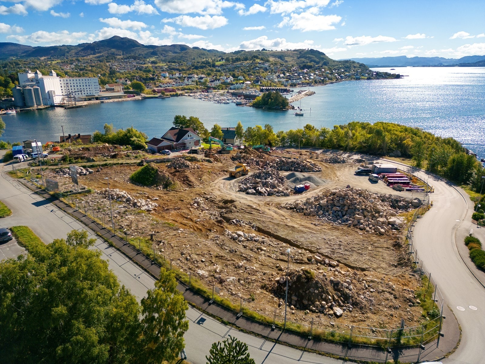 Sentralt på Tau Galleribilde