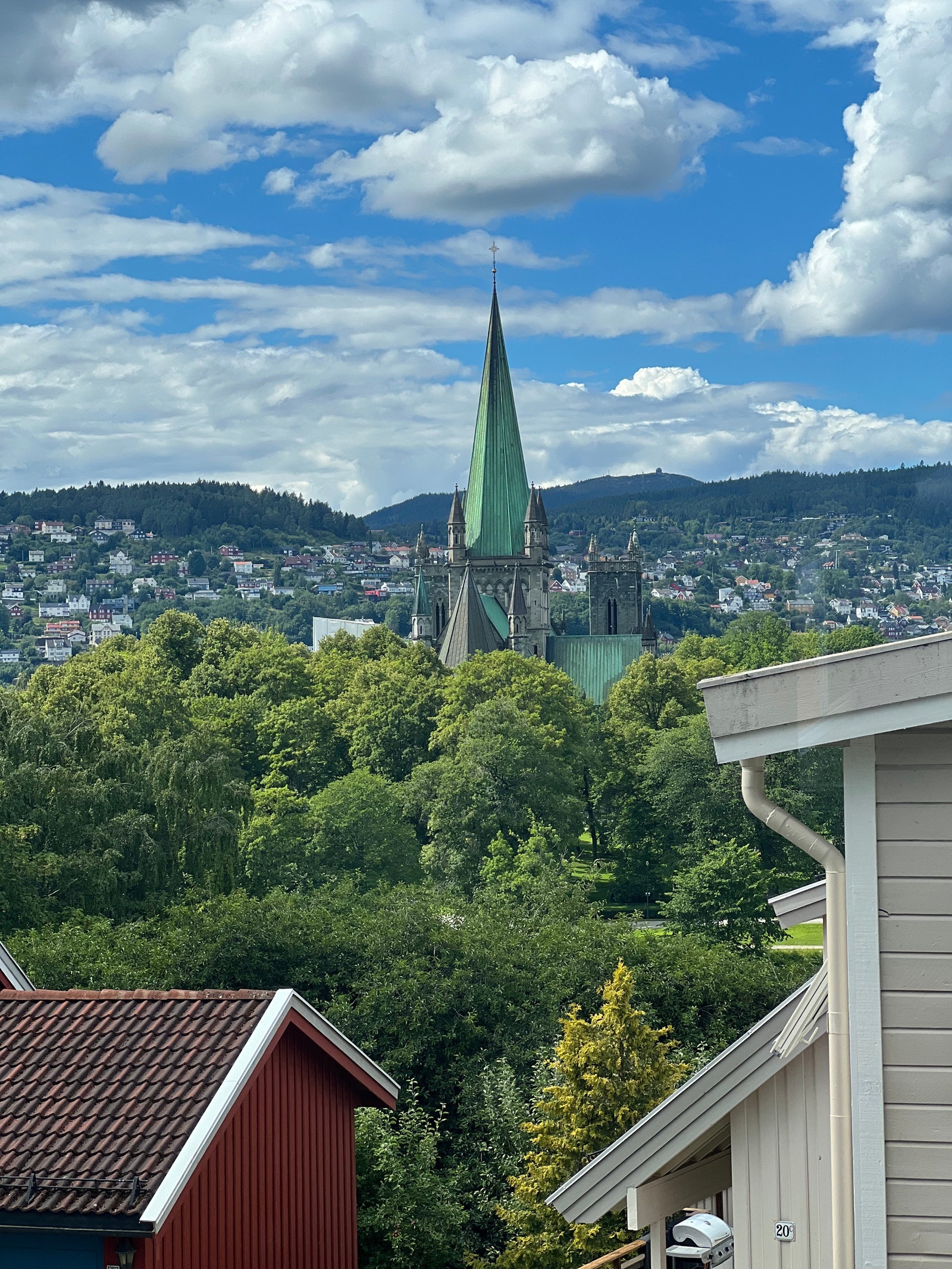 Utsikt mot Nidarosdomen Galleribilde