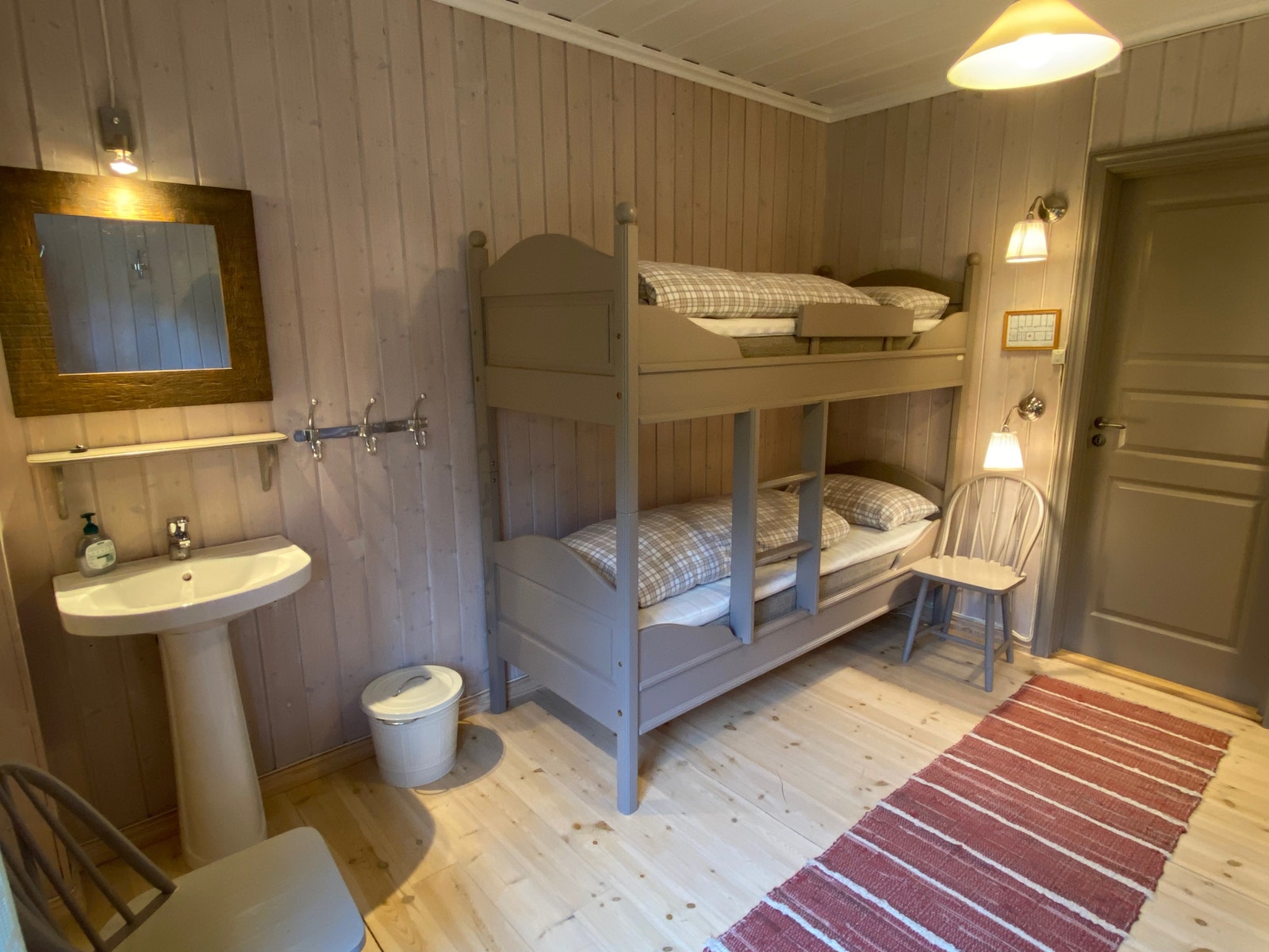 Soverom 8 med 4 køyesenger Galleribilde