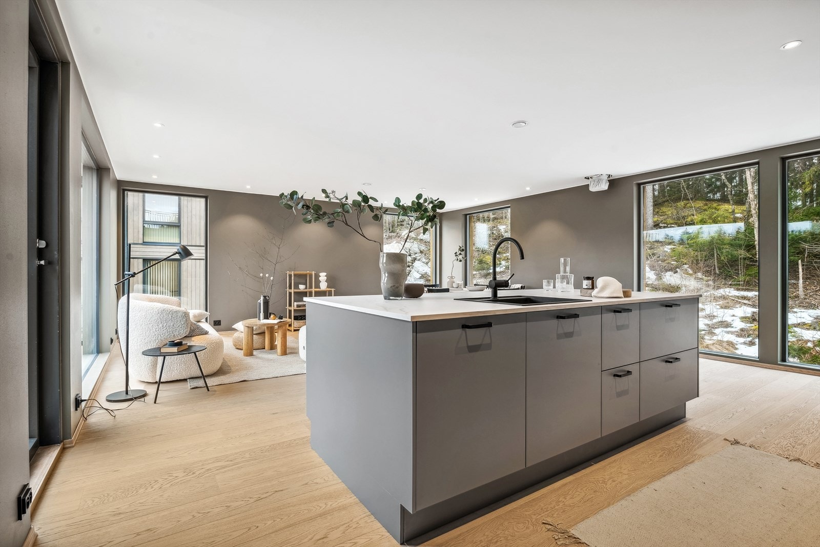 Velkommen til en helt ny og lekker enebolig! Galleribilde