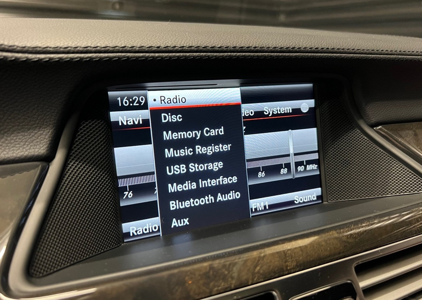 Mercedes-Benz CLS 16