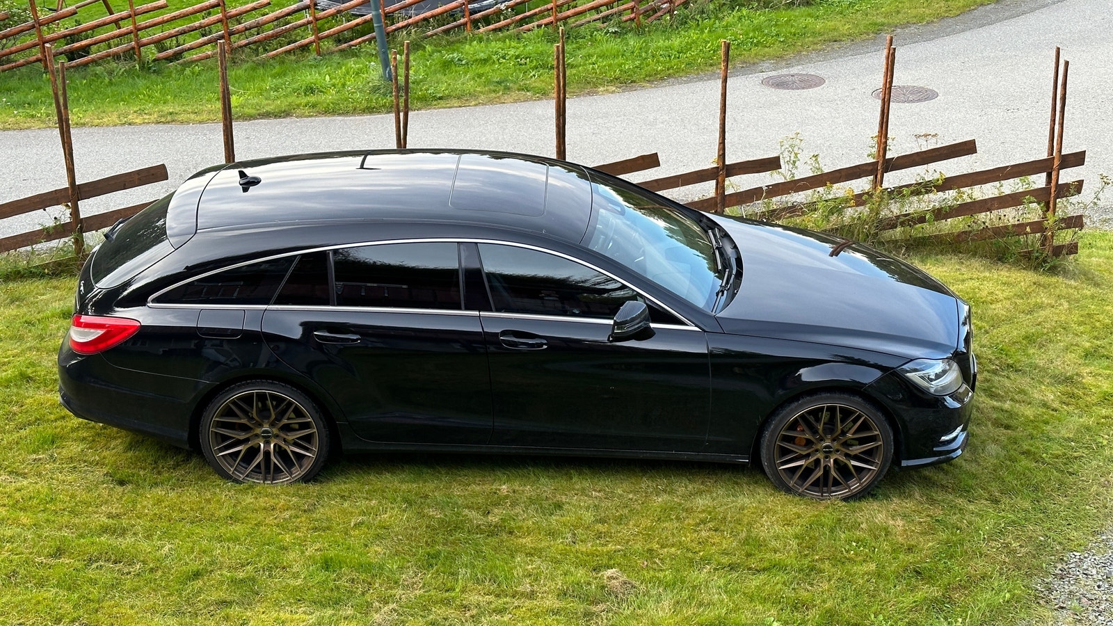 Mercedes-Benz CLS 4