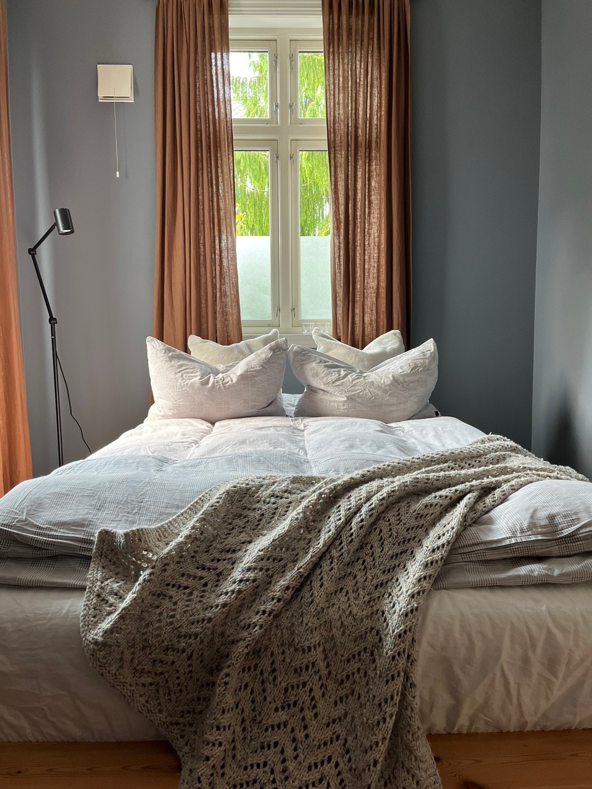 Hovedsoverom med utgang til terrasse Galleribilde