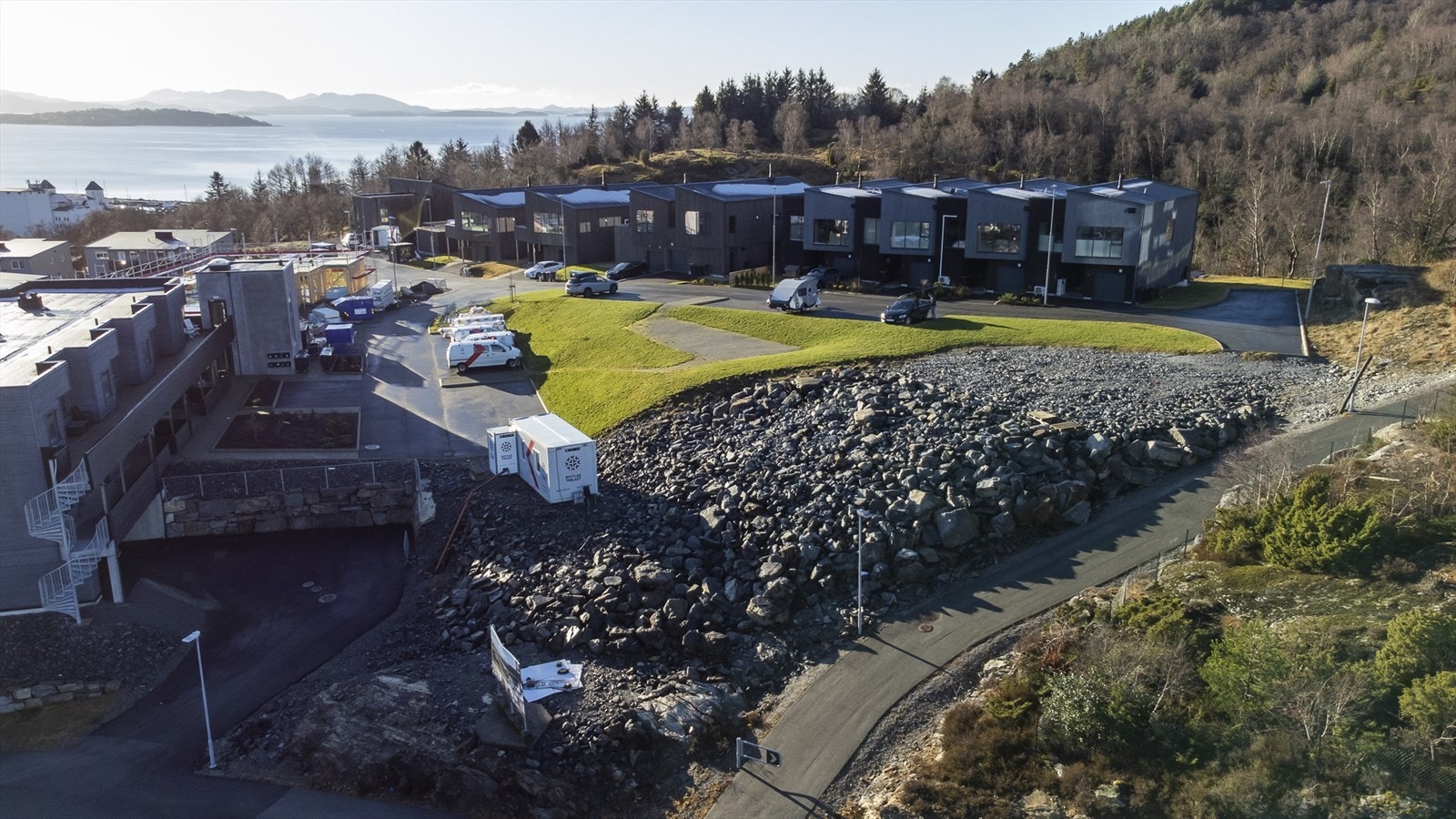 Antatt ferdigstilt medio 2025.
Drømmer realiseres igjennom forutsigbarhet. Kr 0 ved kontraktssignering. Ingen indeksregulering. Faste priser. Galleribilde
