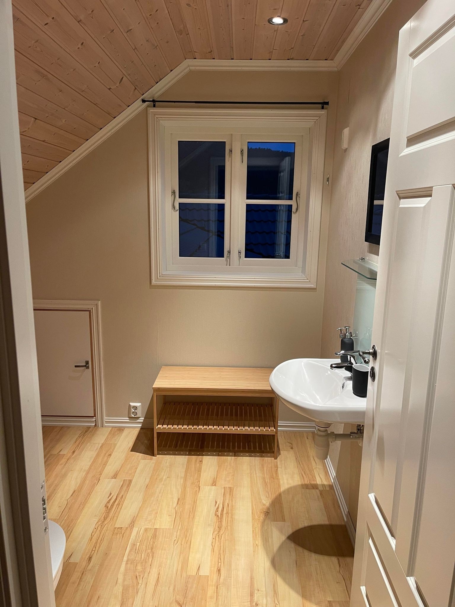 toalett Galleribilde