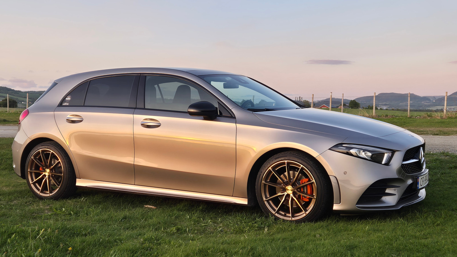 Mercedes-Benz A-Klasse A180 AMG Edition Plus aut 3