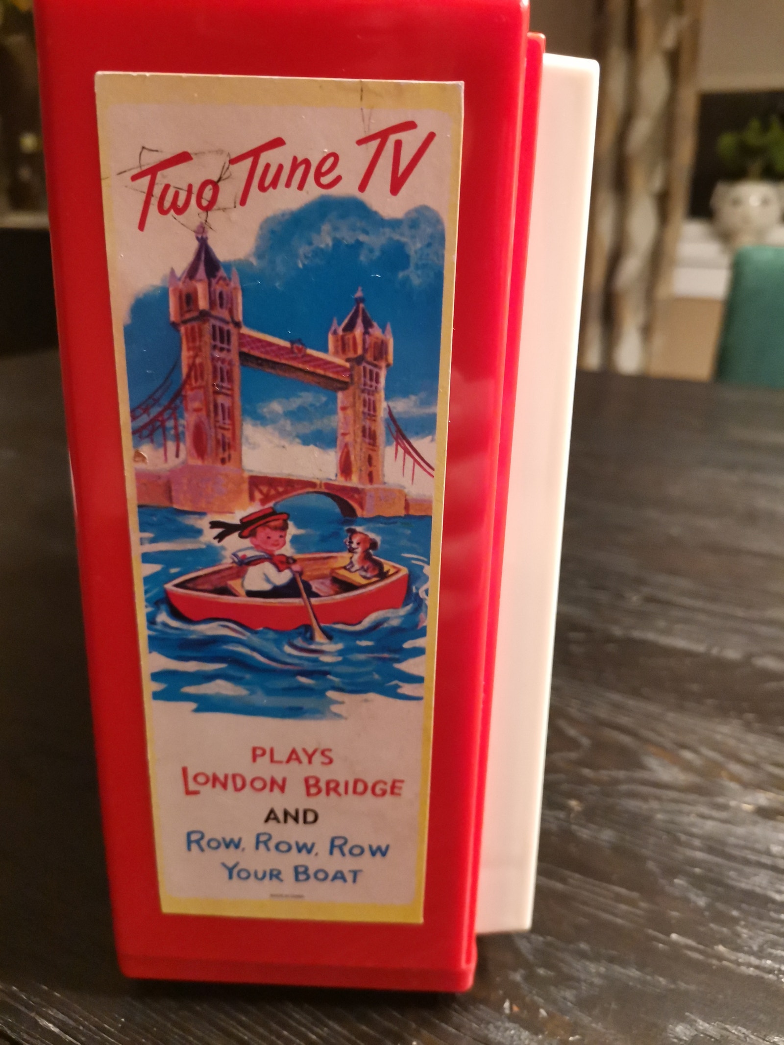 Fisher Price Tv London Bridge Fisher Price Two Tune Tv Med Musikk