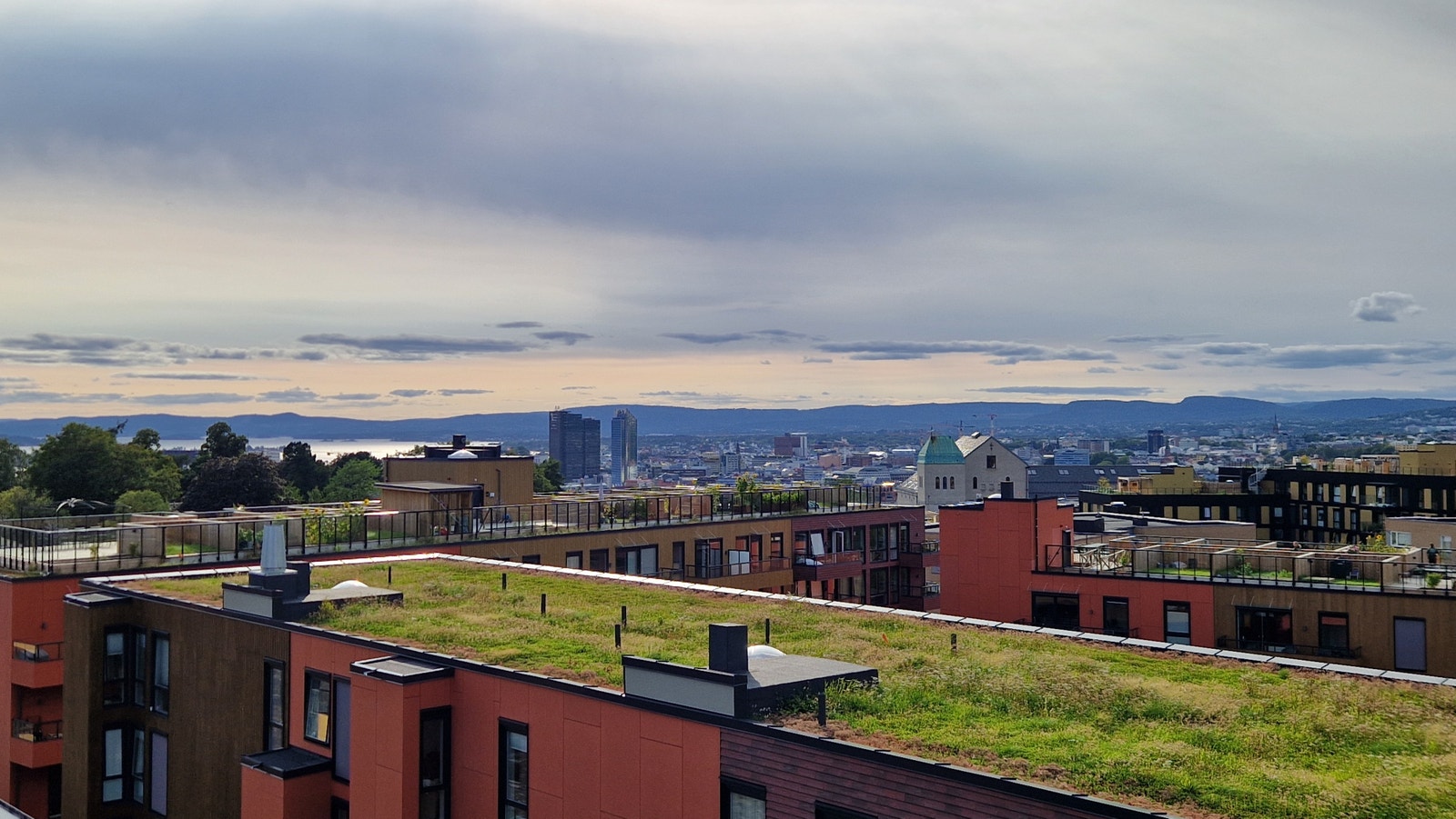 Utsikt fra takterrasse Galleribilde