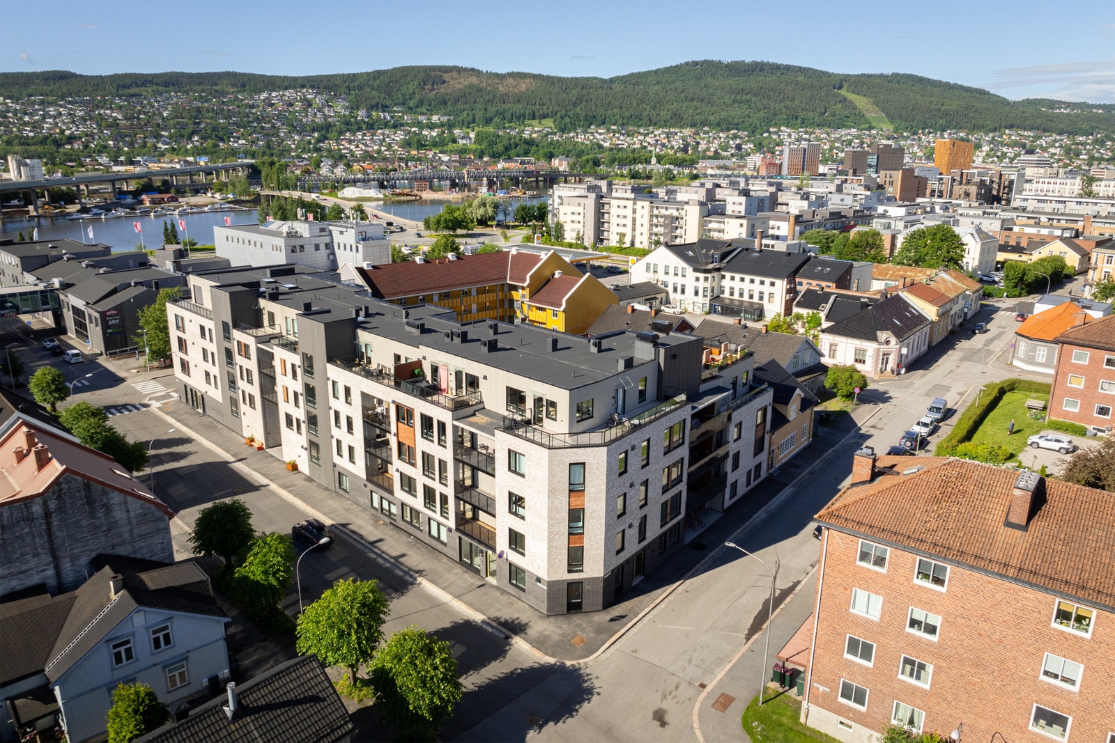Art Garden ligger sentralt til i Drammen Galleribilde