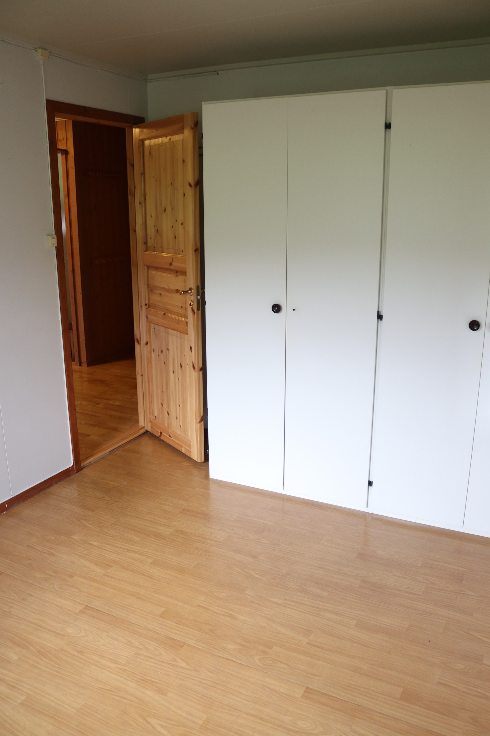 1.etg. god skapplass på soverom Galleribilde