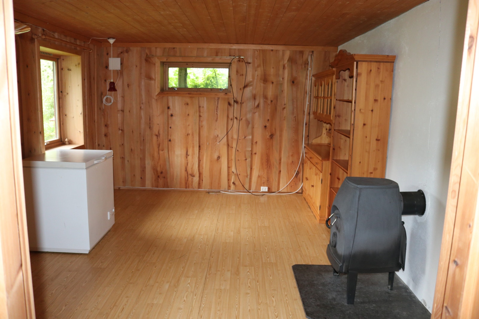 Kjellerstue med vedovn Galleribilde