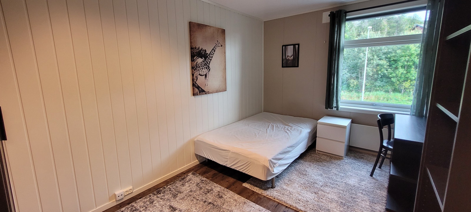 Hybel 210 Galleribilde