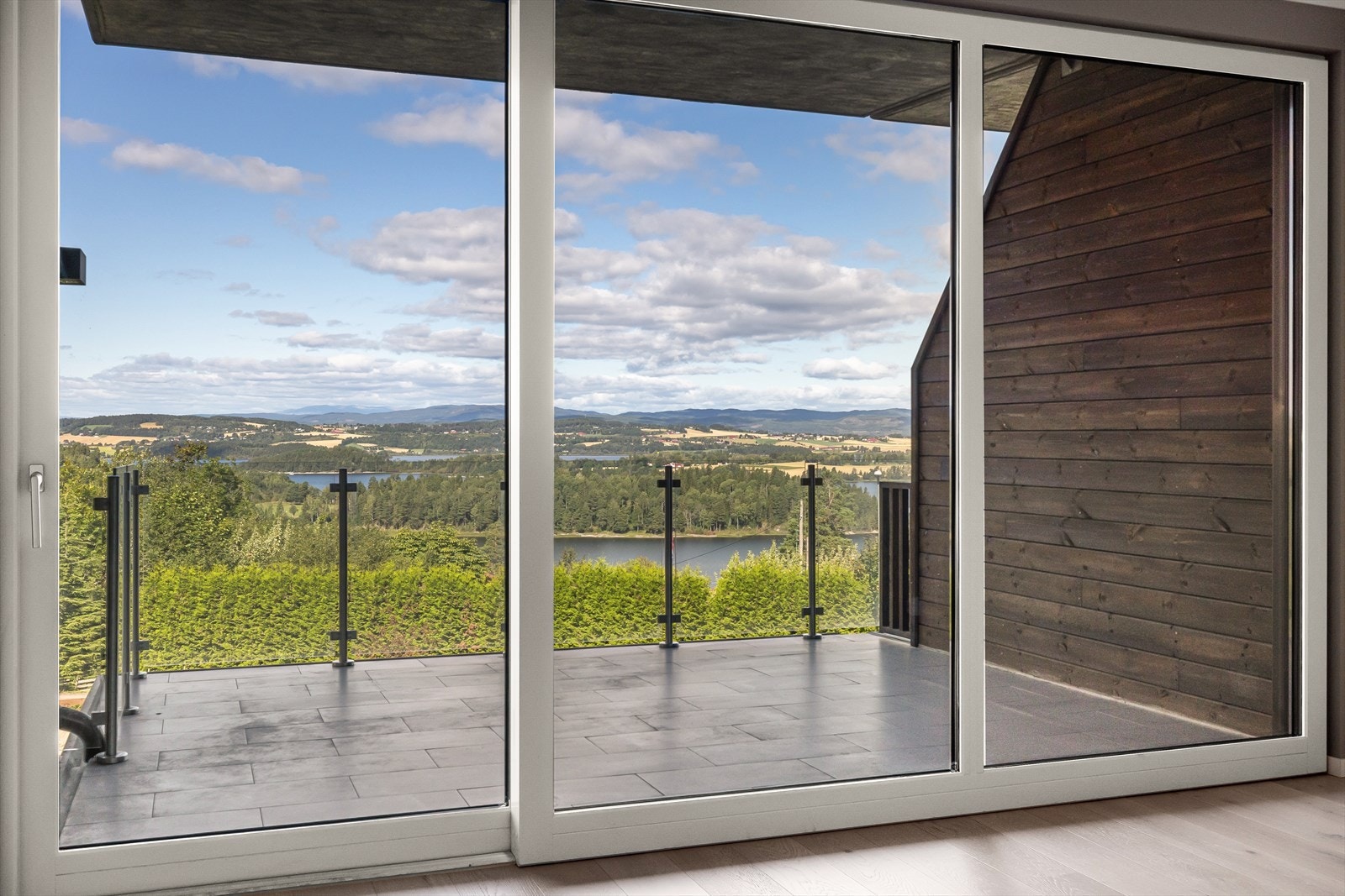 Flott utsikt fra leilighet 202 Galleribilde