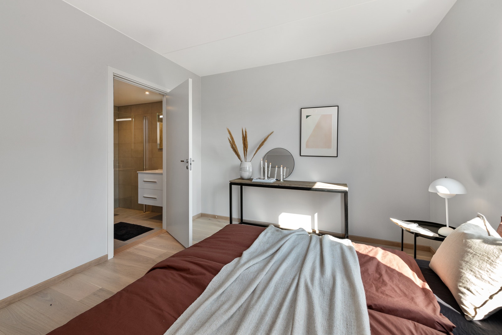 Hovedsoverom. Godt med plass til garderobe Galleribilde