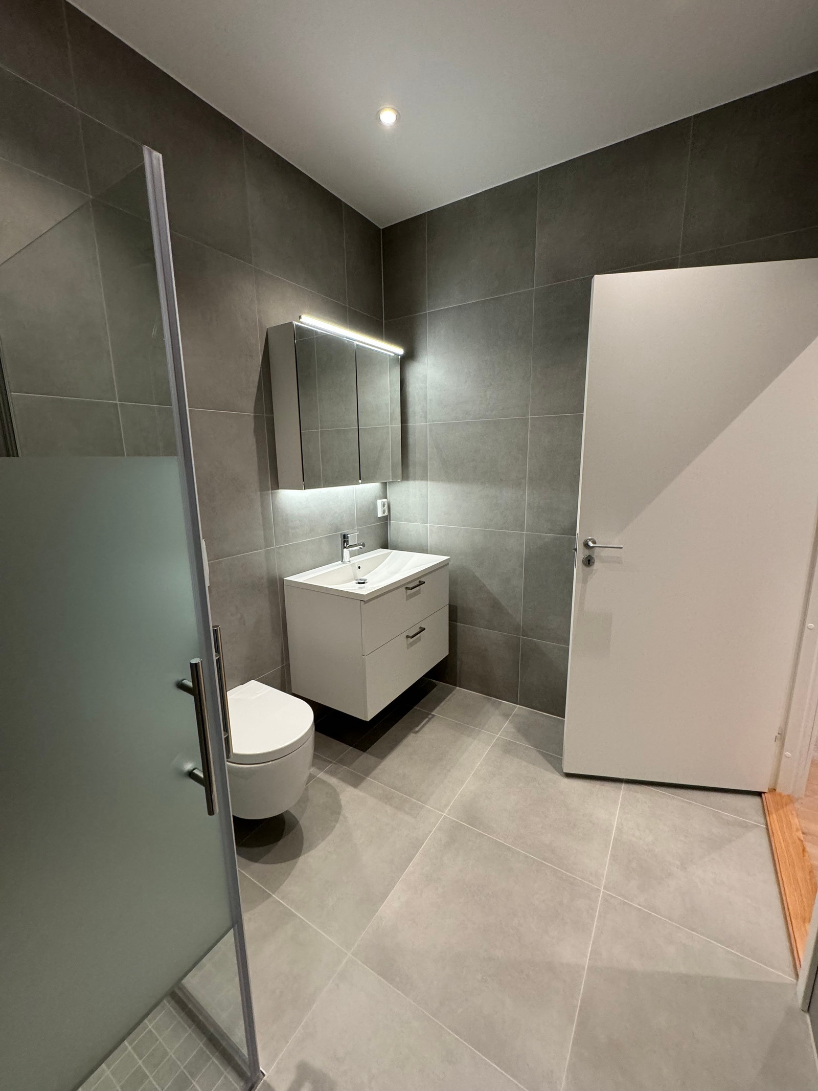 Romslig bad Galleribilde