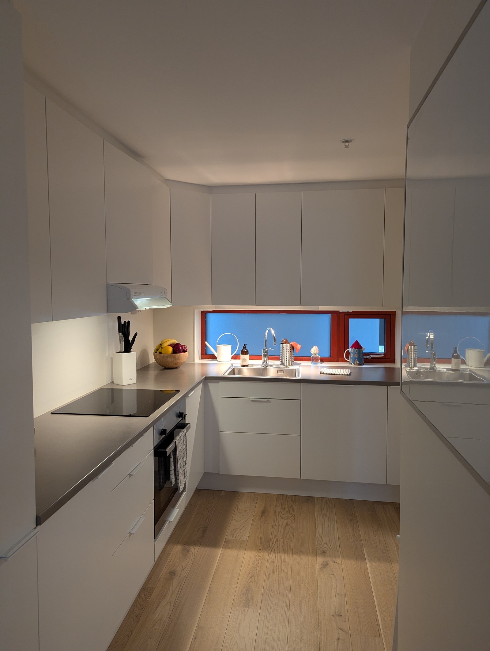 Kjøkken sett fra stua Galleribilde