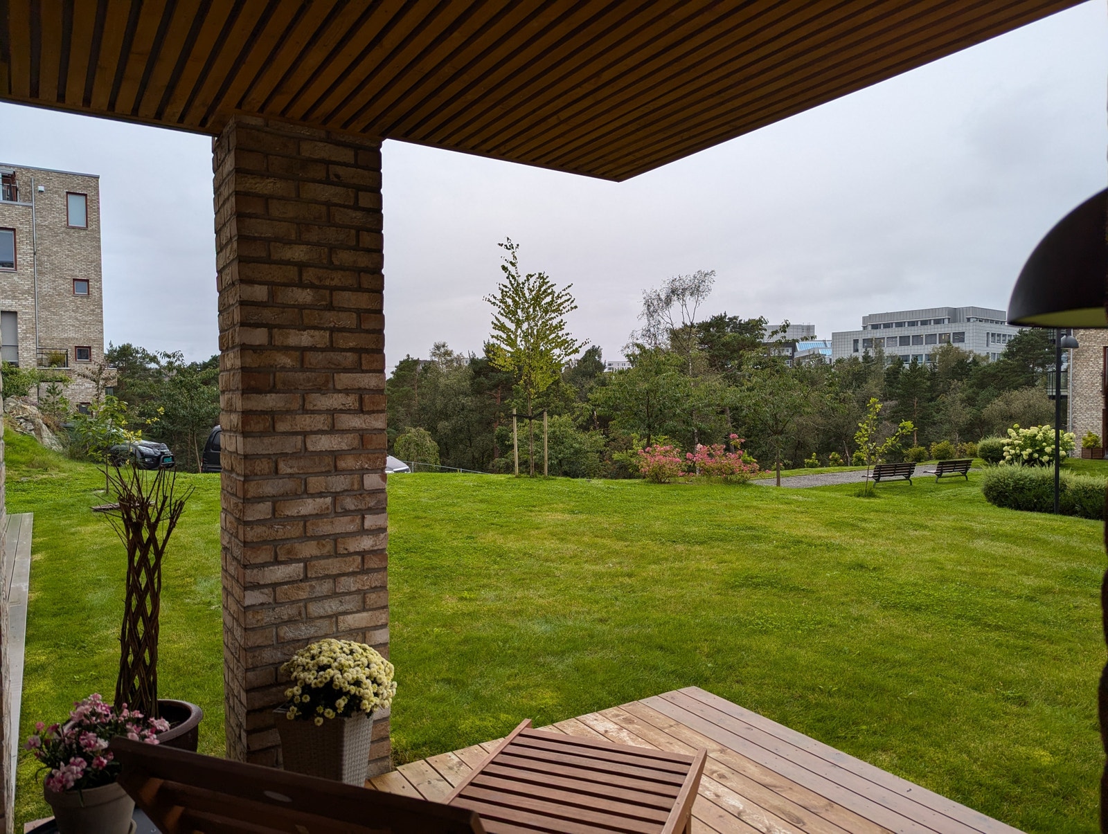 Utsikt fra terrassen - gode solforhold Galleribilde