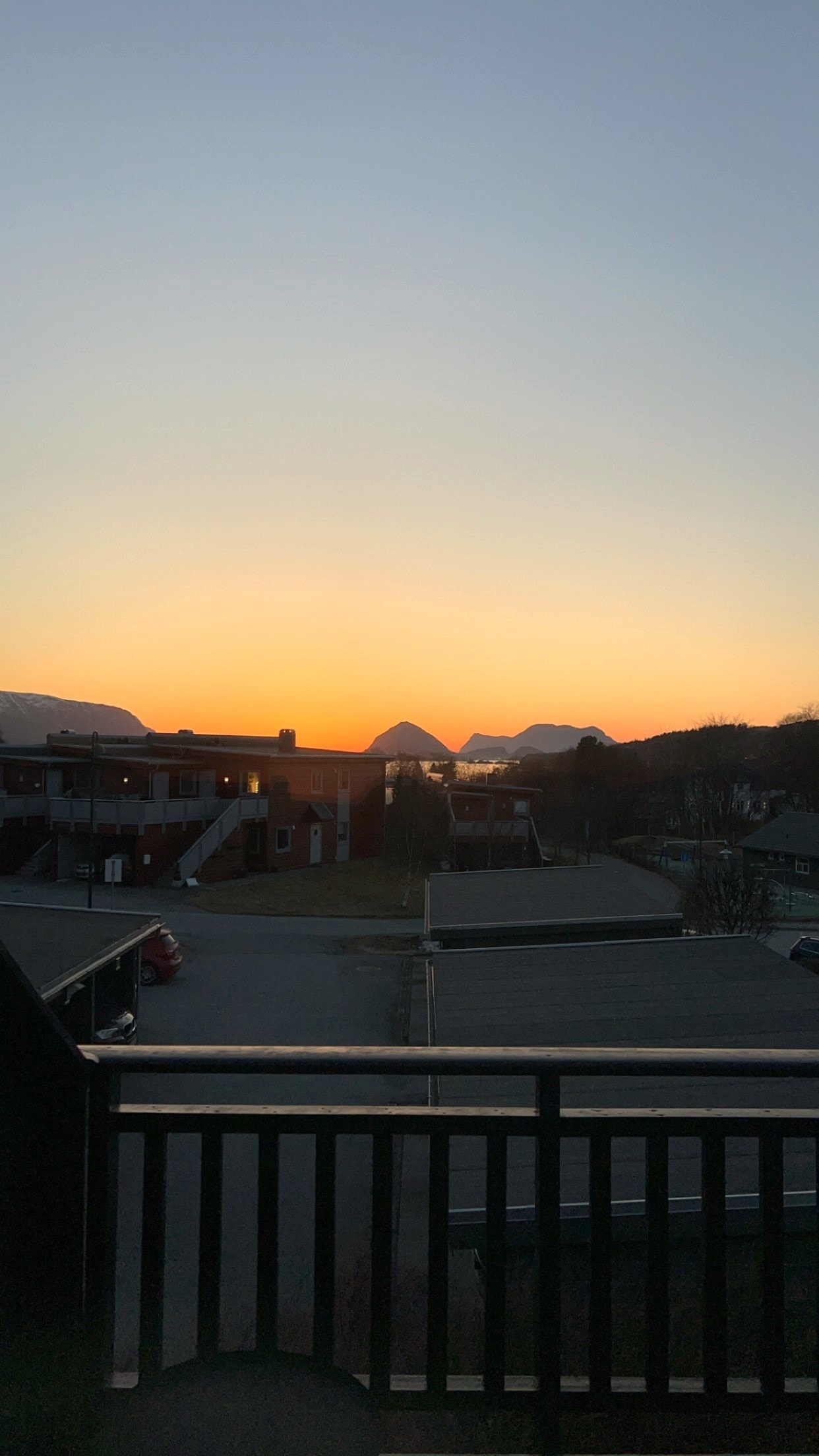 Kveldsstemning fra balkongen Galleribilde