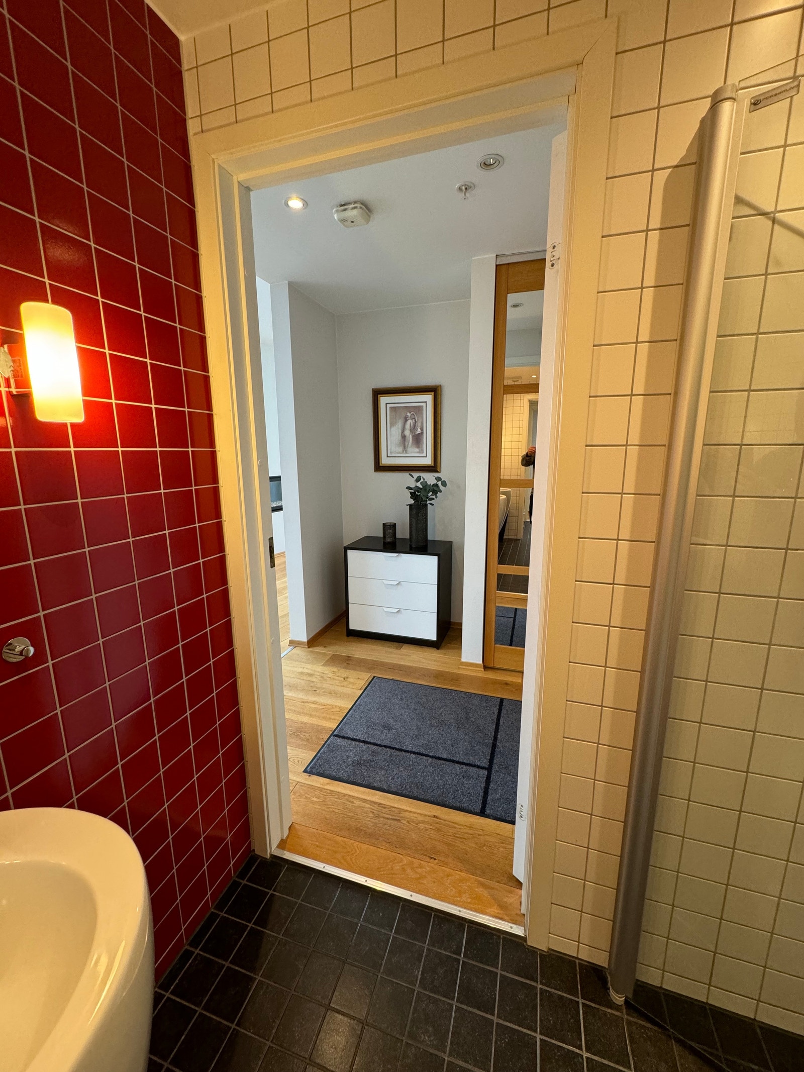 Fra bad mot gang Galleribilde