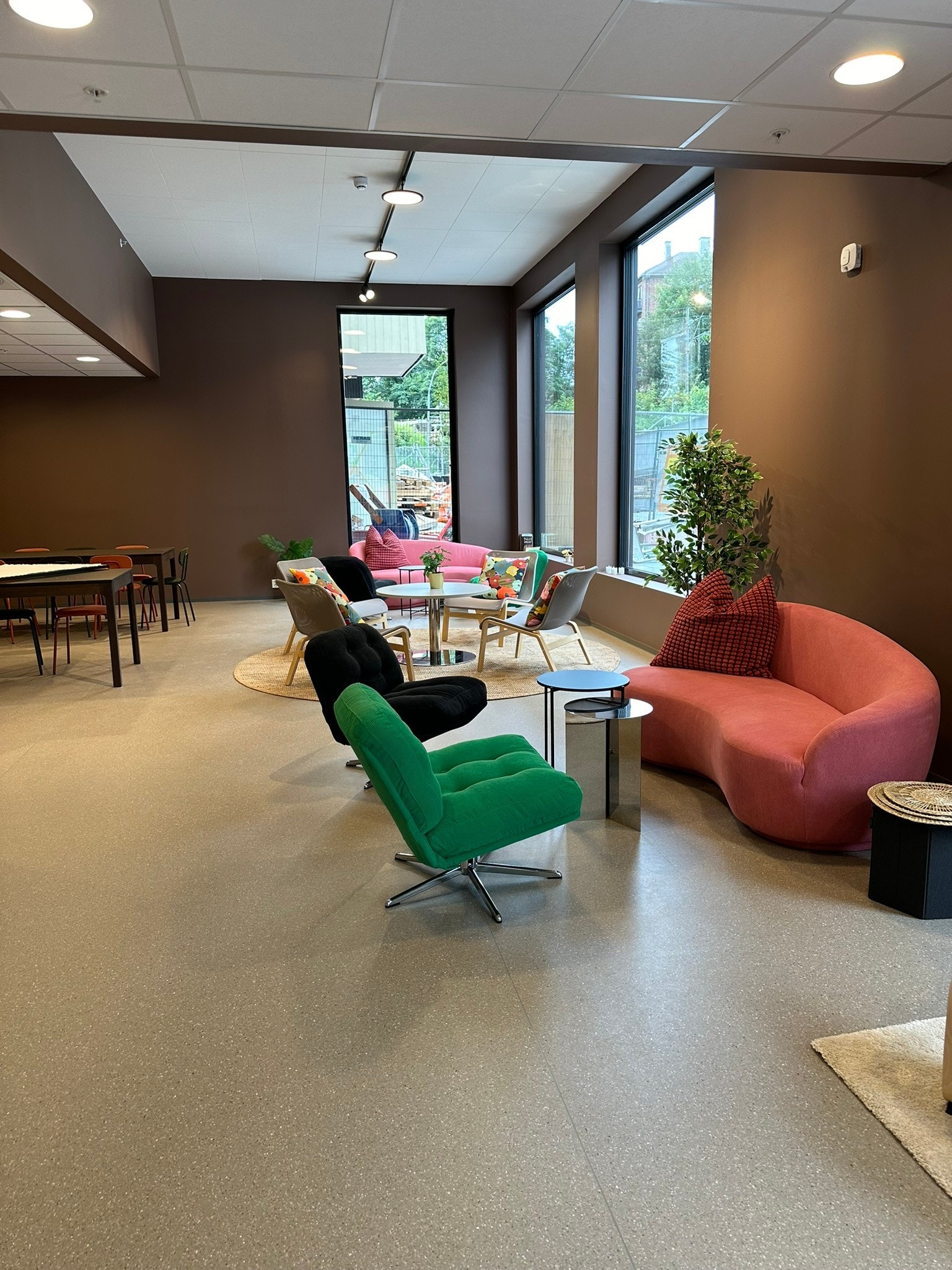 Koselig felles oppholdsrom tilgjengelig for alle Varios beboere Galleribilde