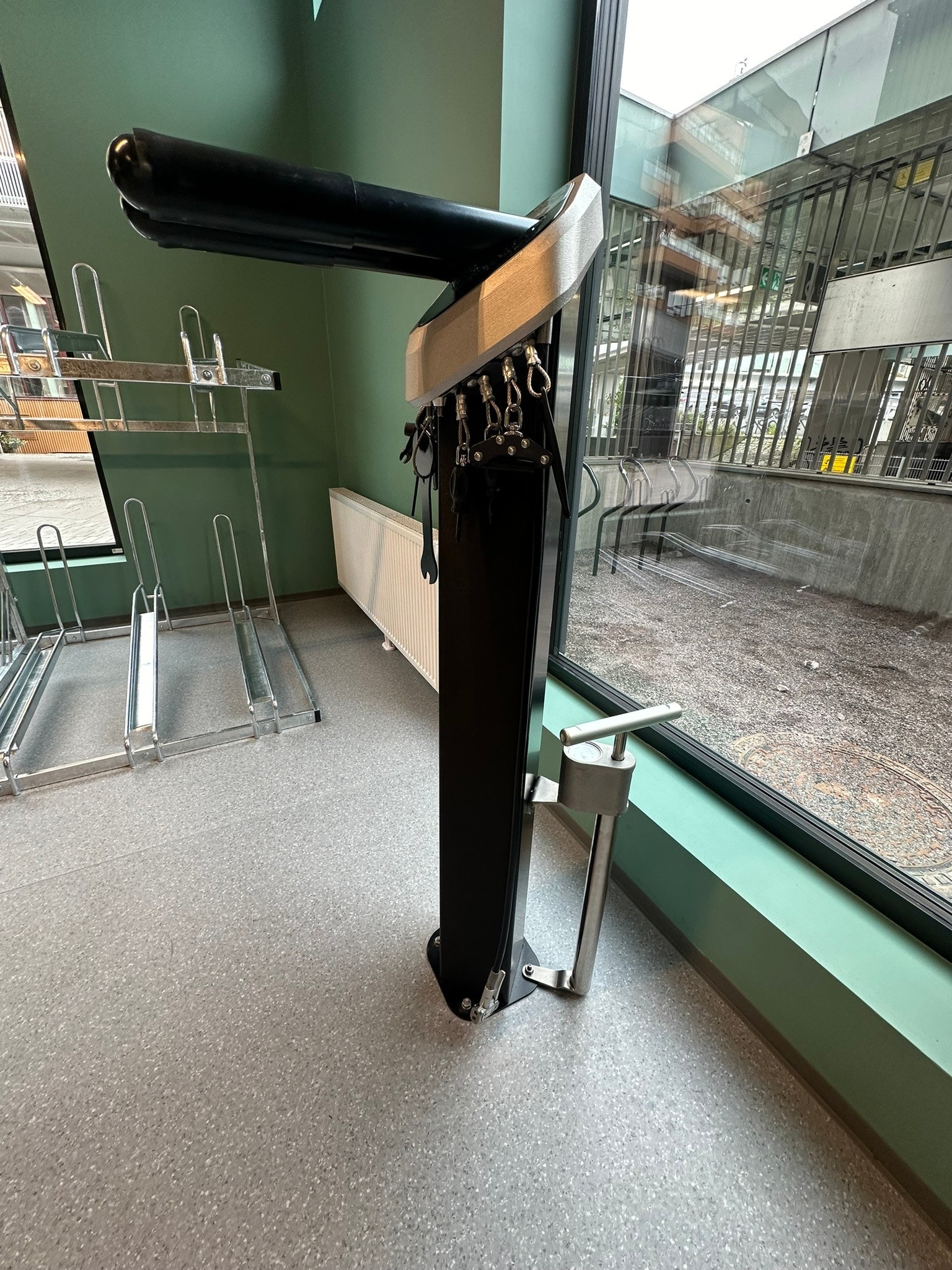 Utstyr for reparasjon av sykler Galleribilde