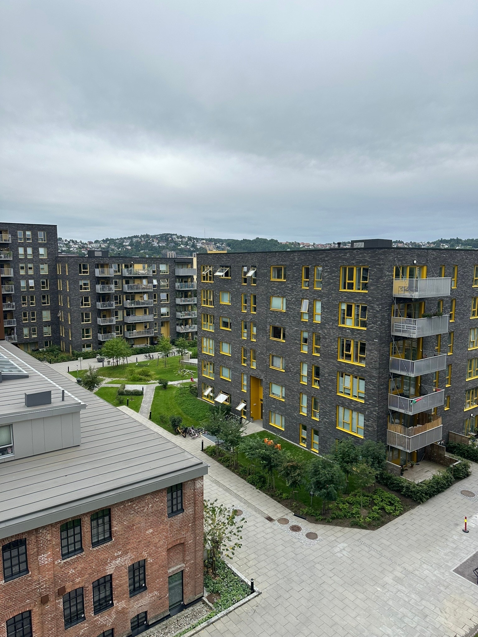 Bakgården Galleribilde