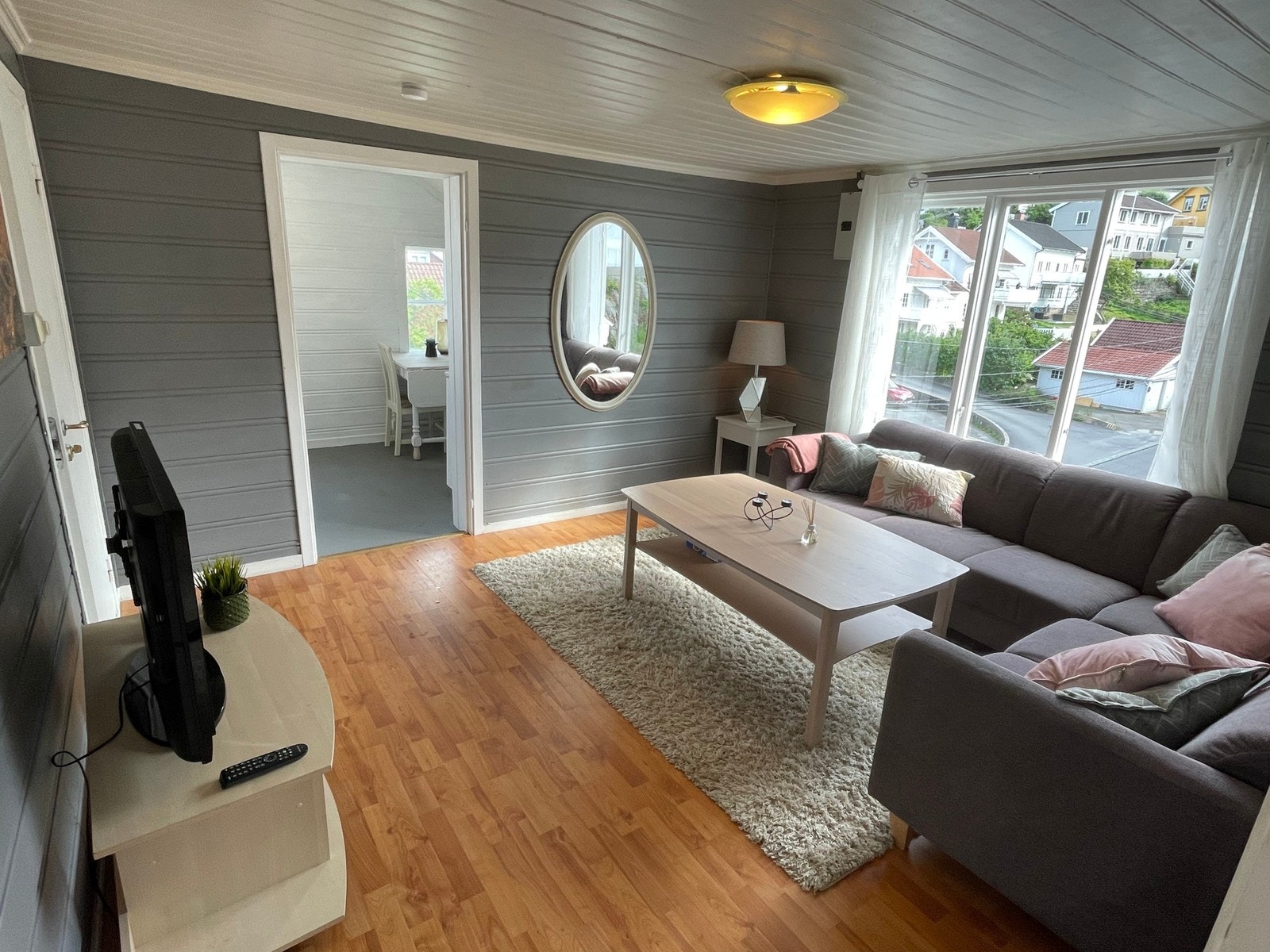 Lys og trivelig (3/13) Galleribilde