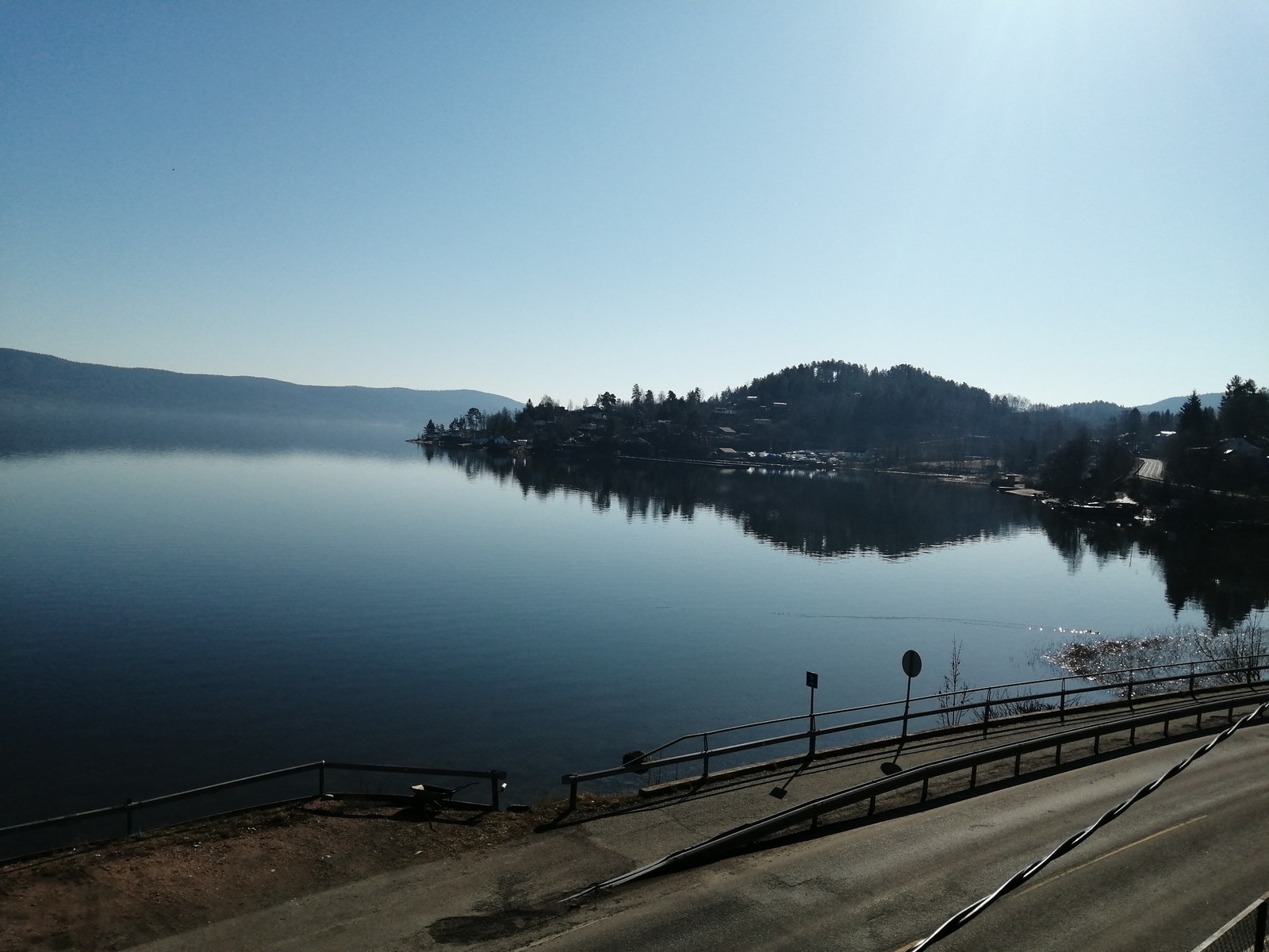 Nydelig utsikt fra terrassen. Galleribilde