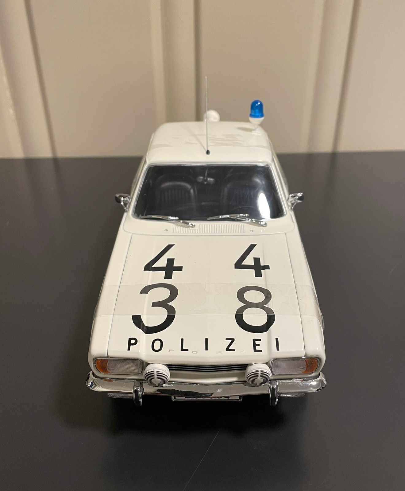 1:18 FORD CAPRI 1969 | FINN-torget