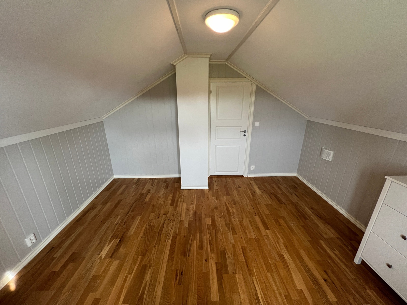 Soverom 2. etg. Galleribilde