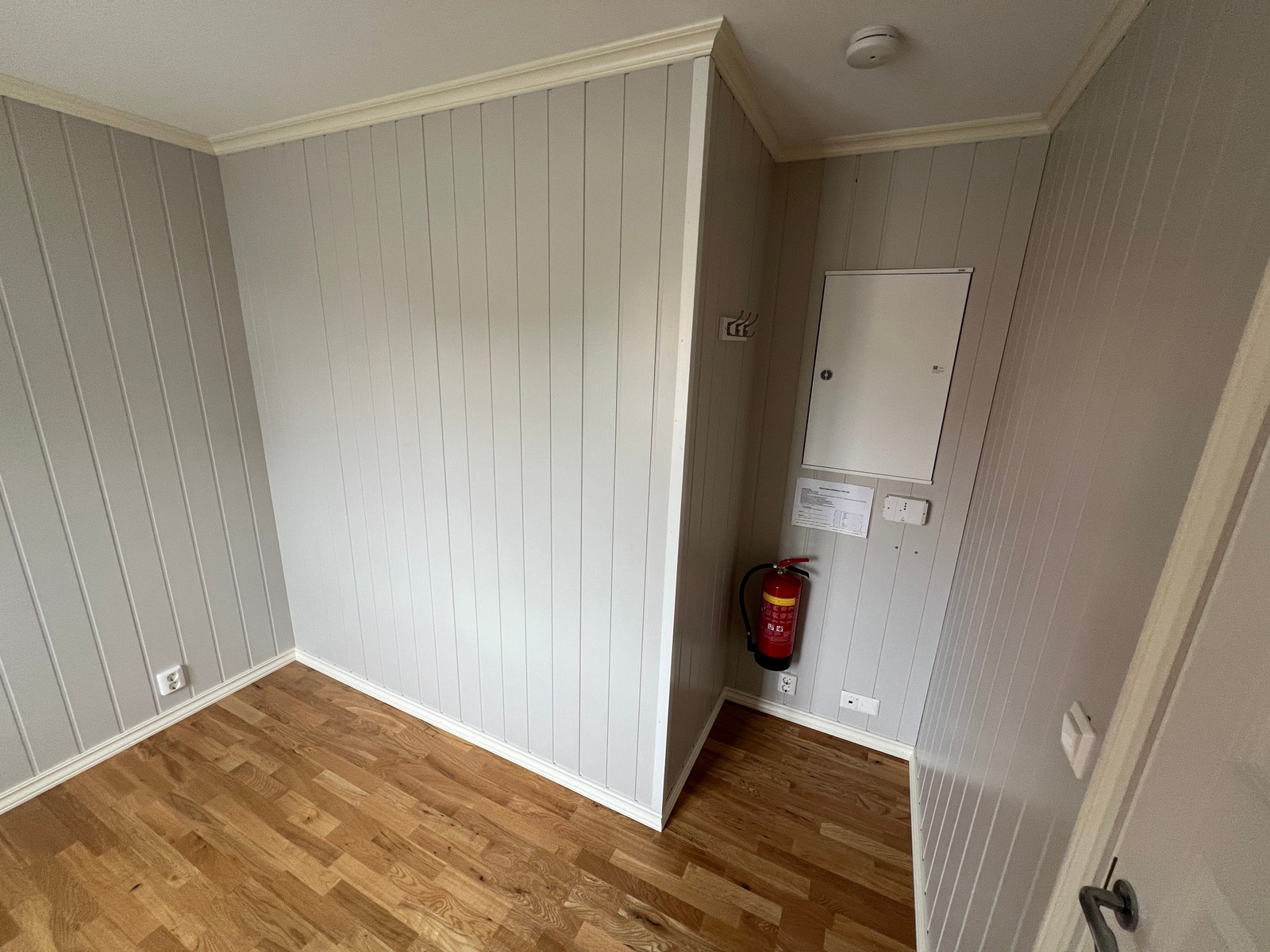 Soverom nr1 i 1.etg., inngang fra gang. Galleribilde