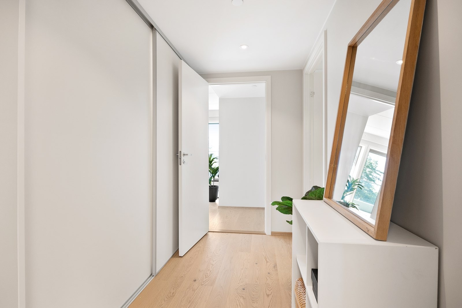 _10A9123.jpg Galleribilde