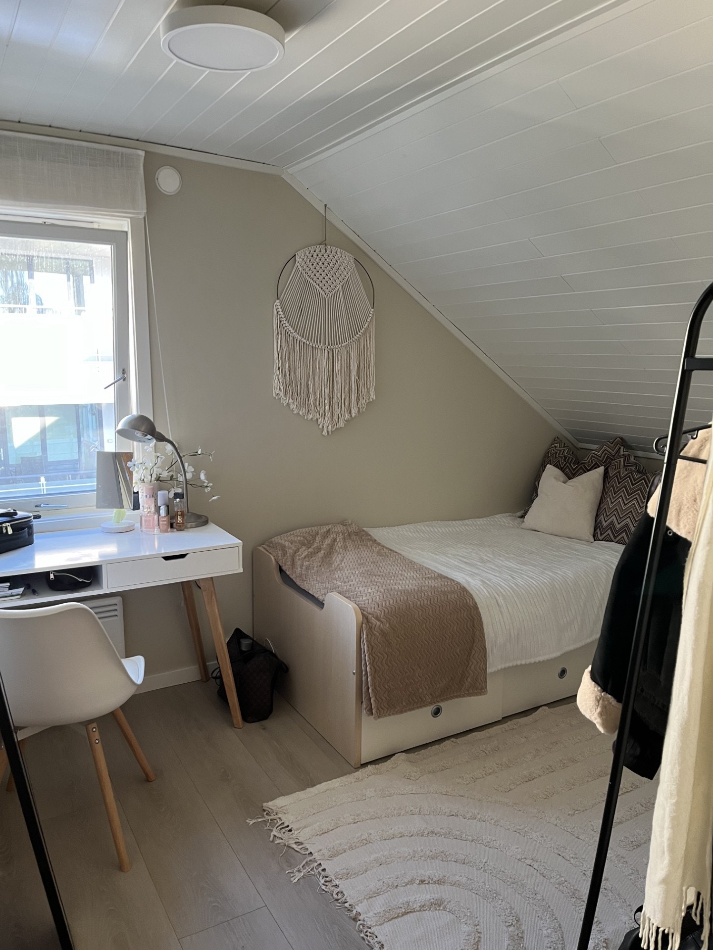 Rom mot sørøst, innredet. Galleribilde