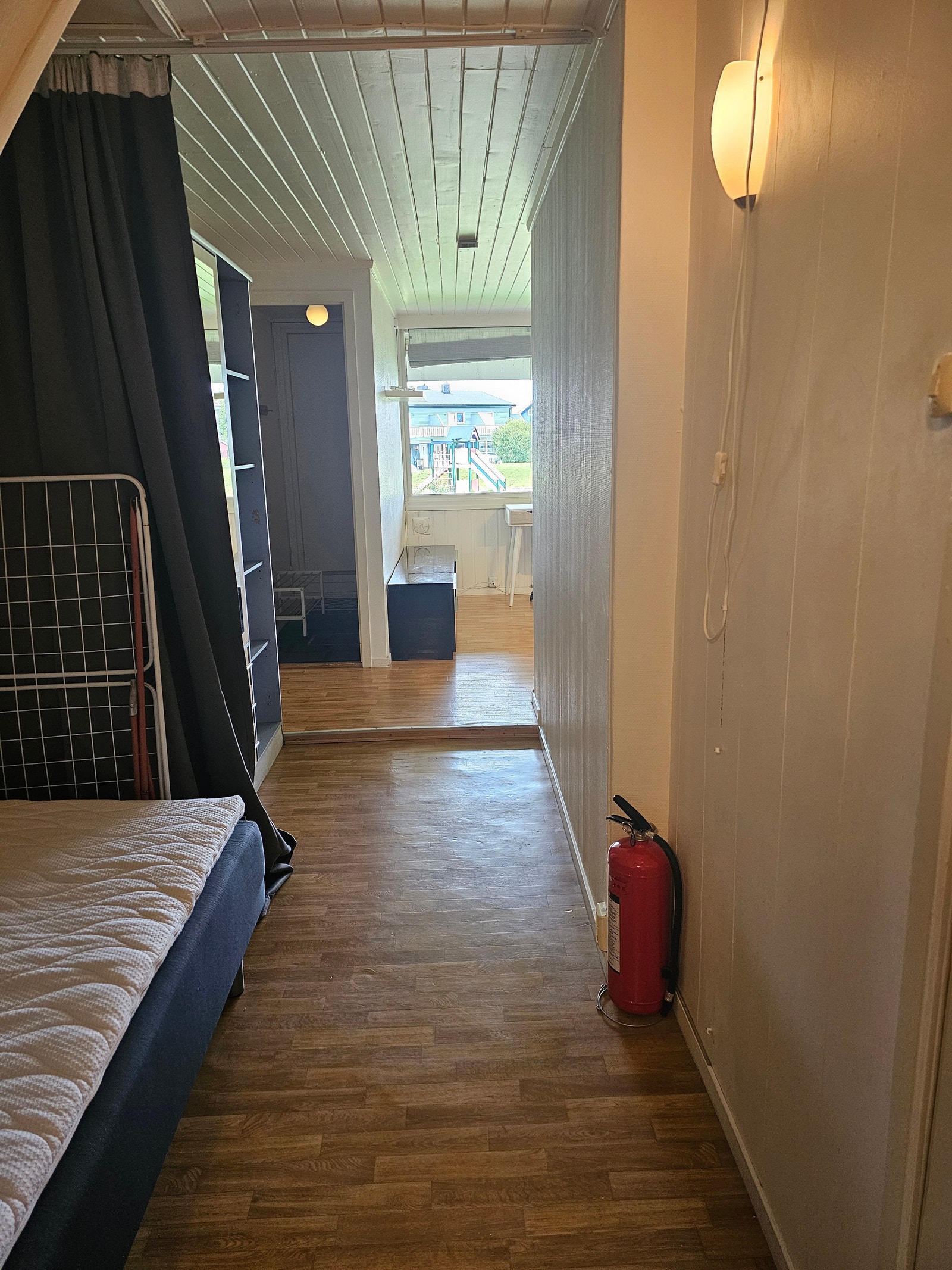 Sovealkove og utgangsparti Galleribilde