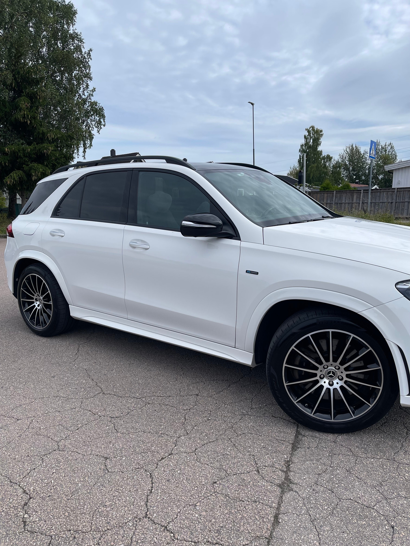 Mercedes-Benz GLE 350de AMG/HeadUp/Pano/Distronic/360"Kamera/Burmeister/ 2