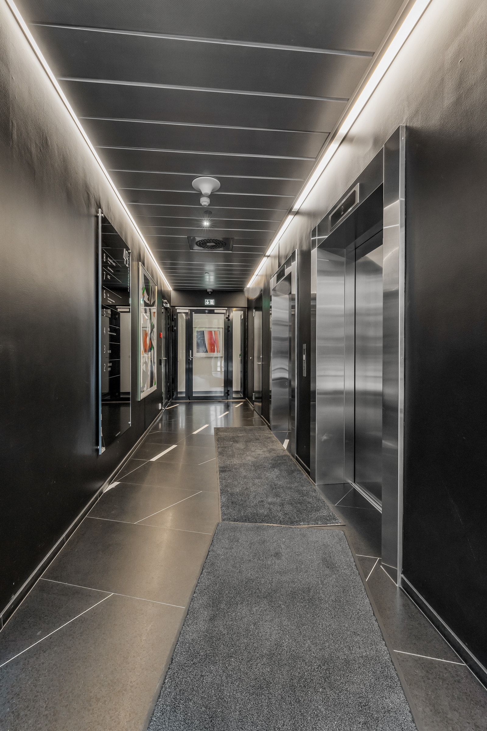 Heis i bygget Galleribilde