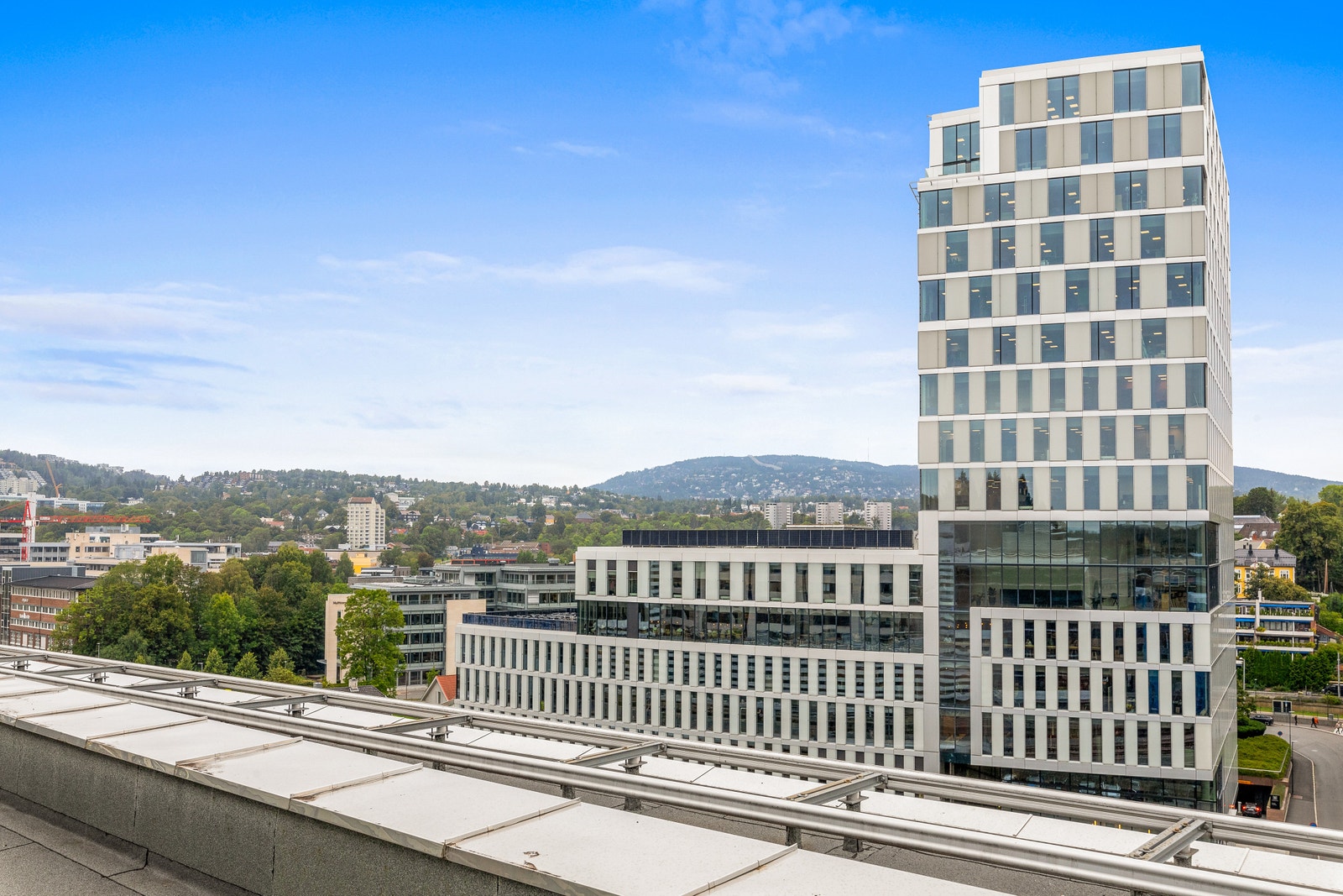 Stor felles takterrasse Galleribilde