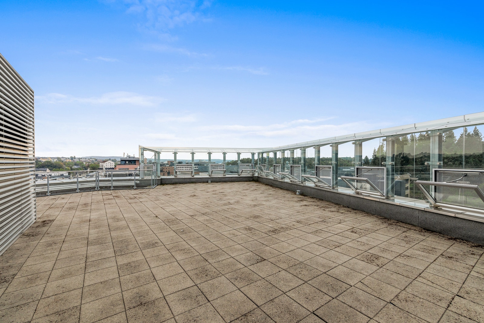 Stor felles takterrasse Galleribilde