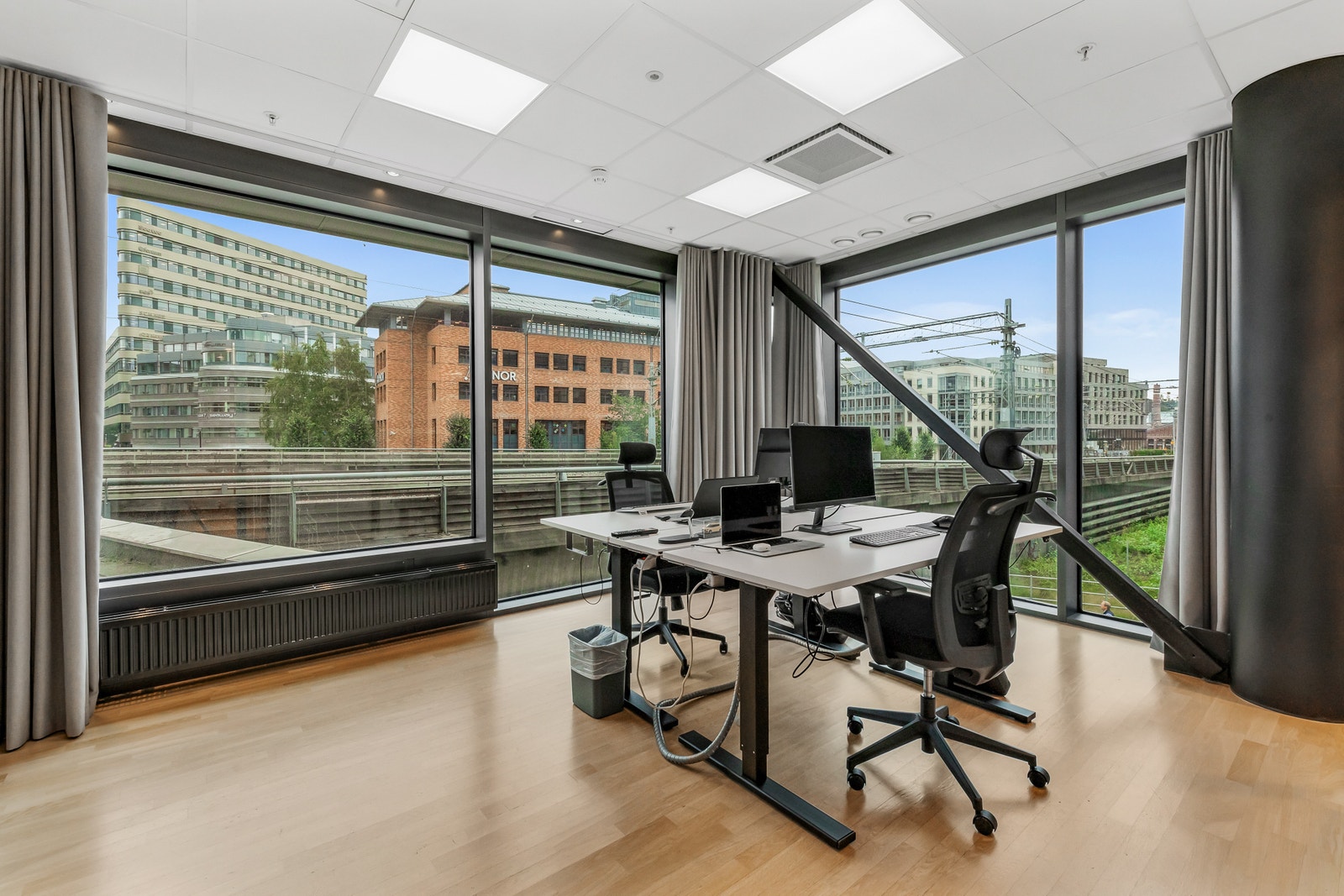 Kontor (alternativt møterom) Galleribilde