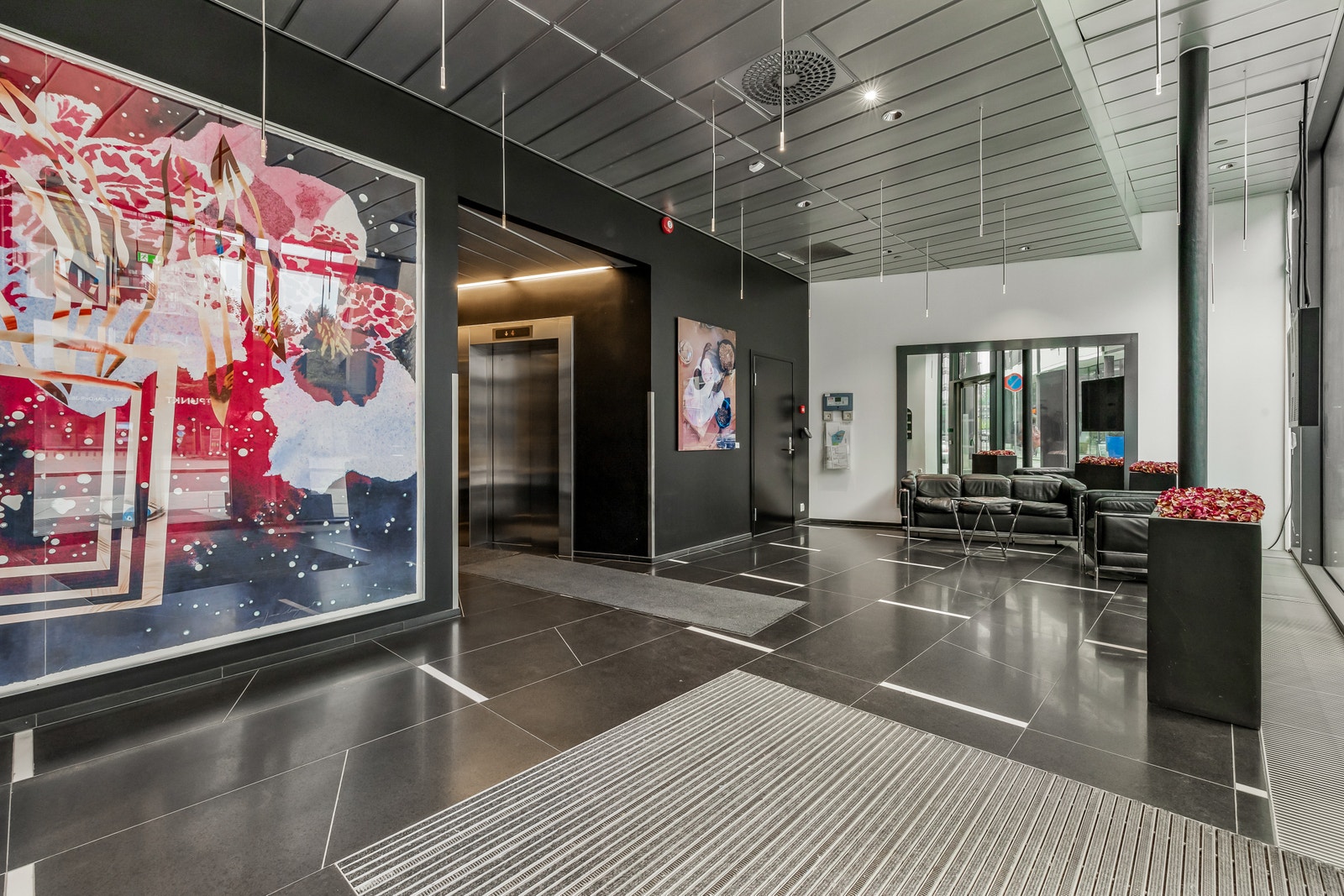 Inngangsparti Galleribilde