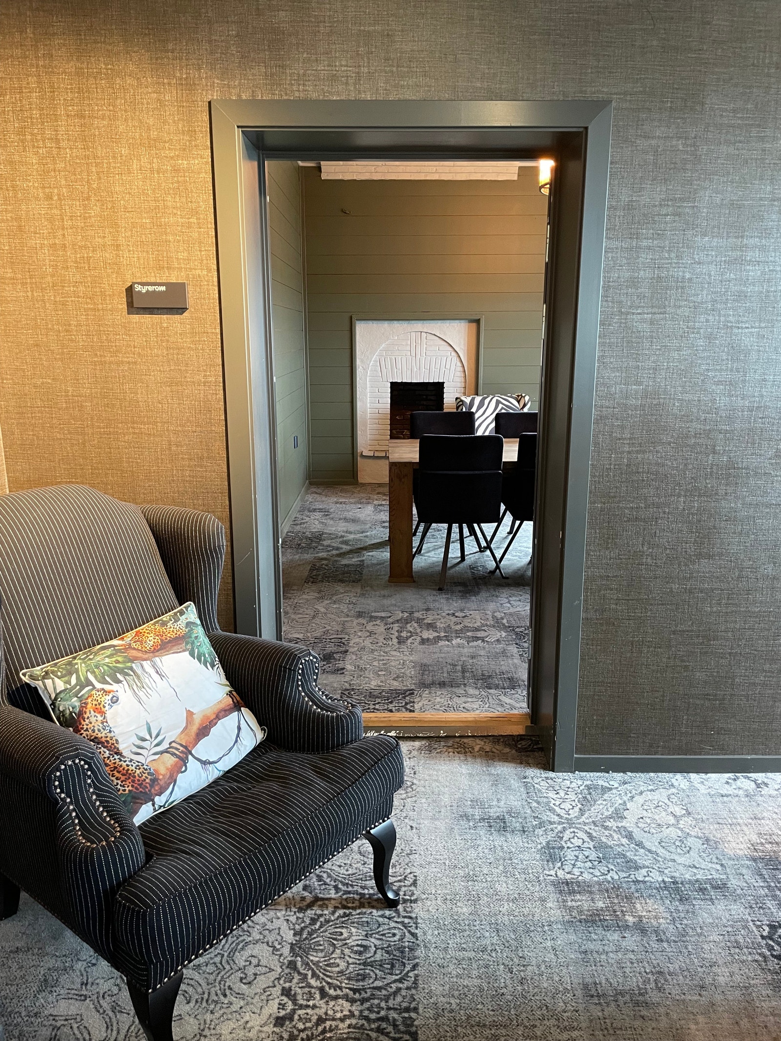 Atmosfære i kontorlandskapet Galleribilde