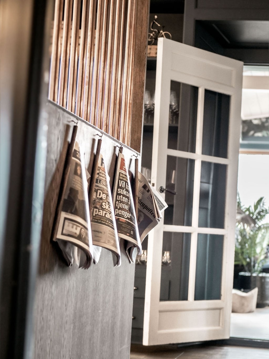 I Konow Lounge kan du lese dagens aviser - godt utvalg Galleribilde