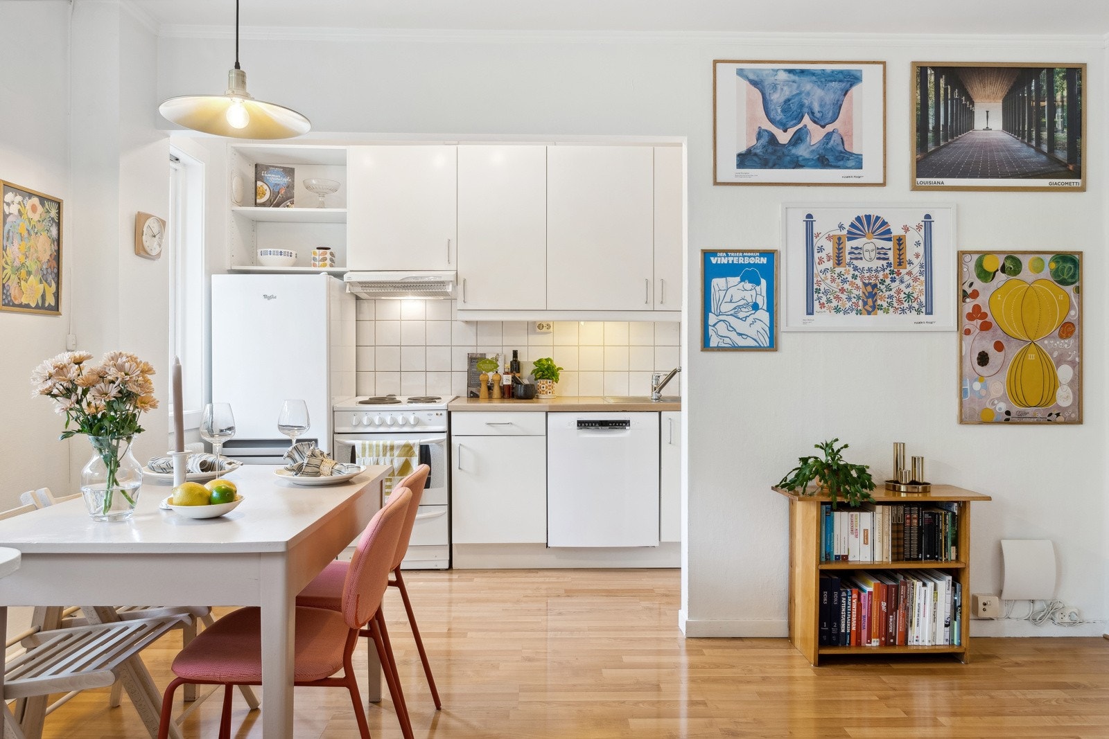 Fin 1-roms med flere innredningsmuligheter. Galleribilde