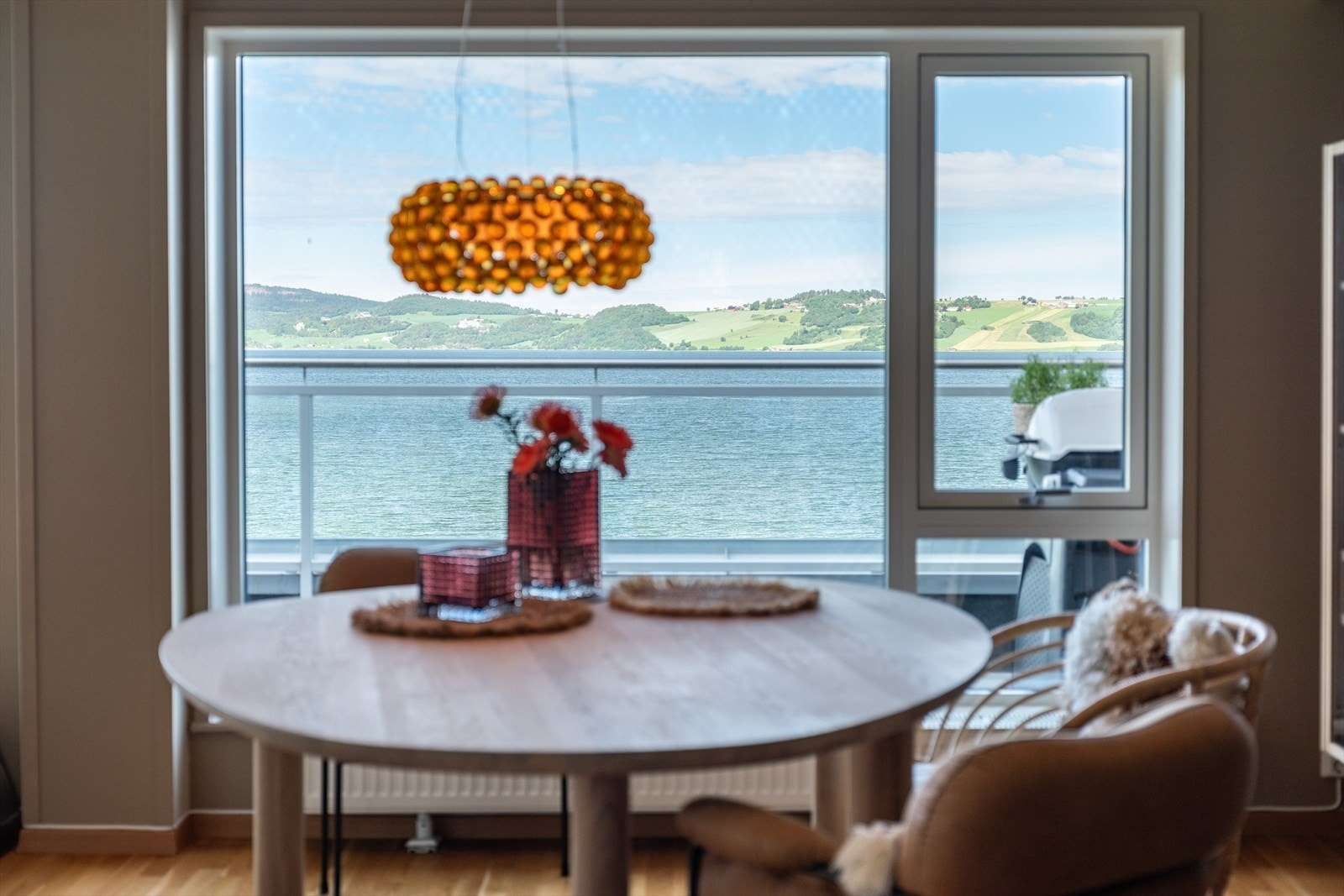 Utsiktsbilde fra kjøkkenet. Galleribilde