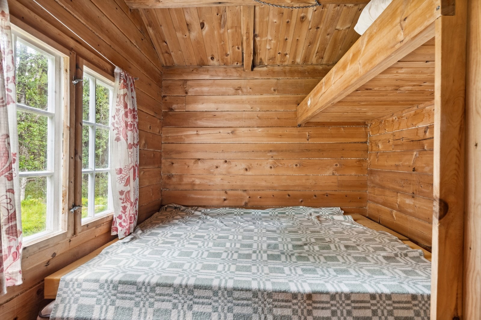 Soverom i den eldre hytta. Galleribilde