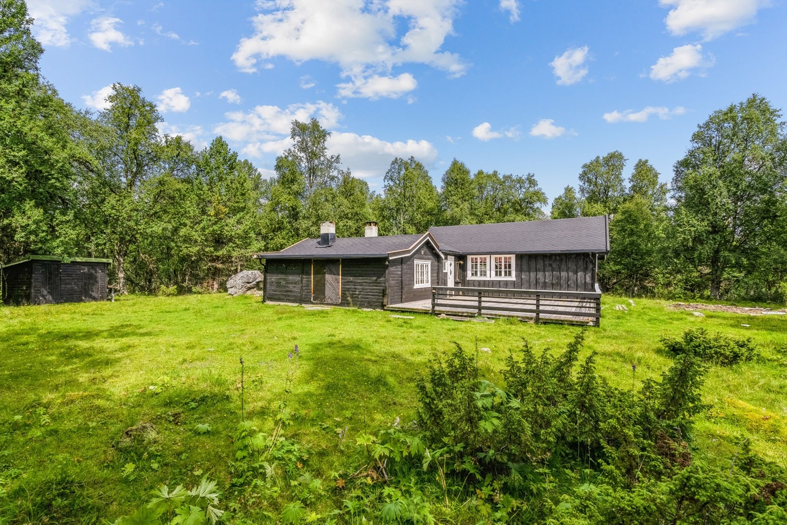 Hytta består av to deler, en eldre hytte fra 1945 og en ny hytte fra 2008. Galleribilde