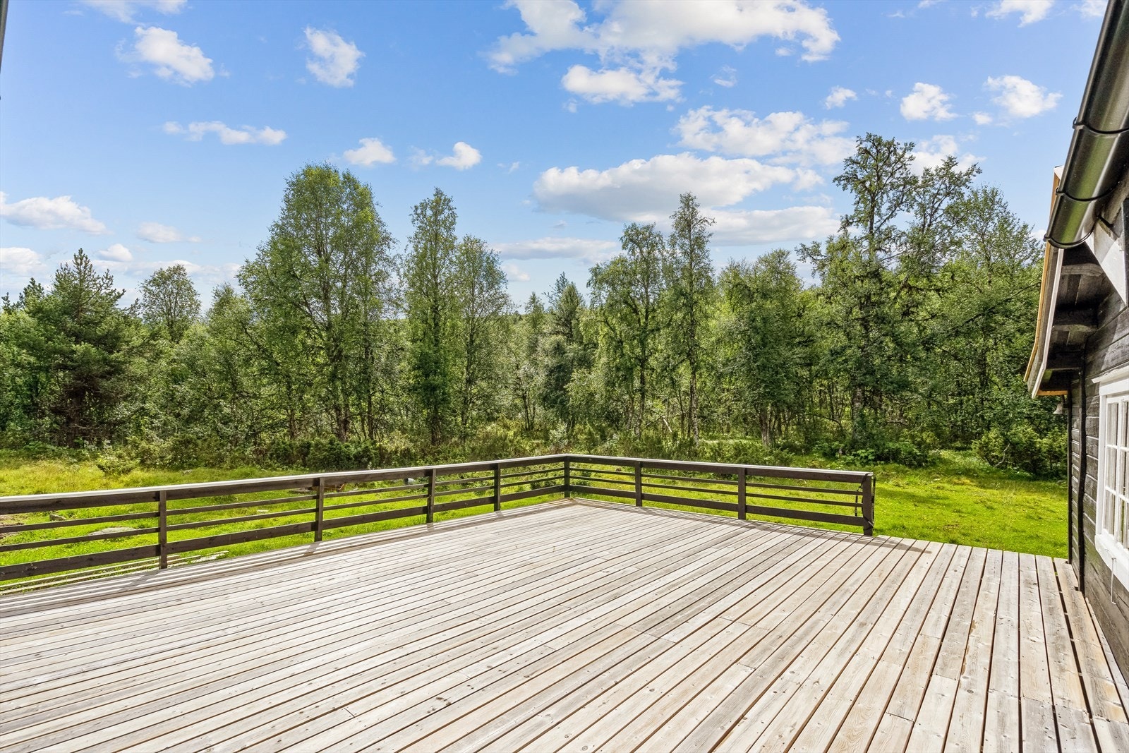 God plass til utemøblement. Galleribilde